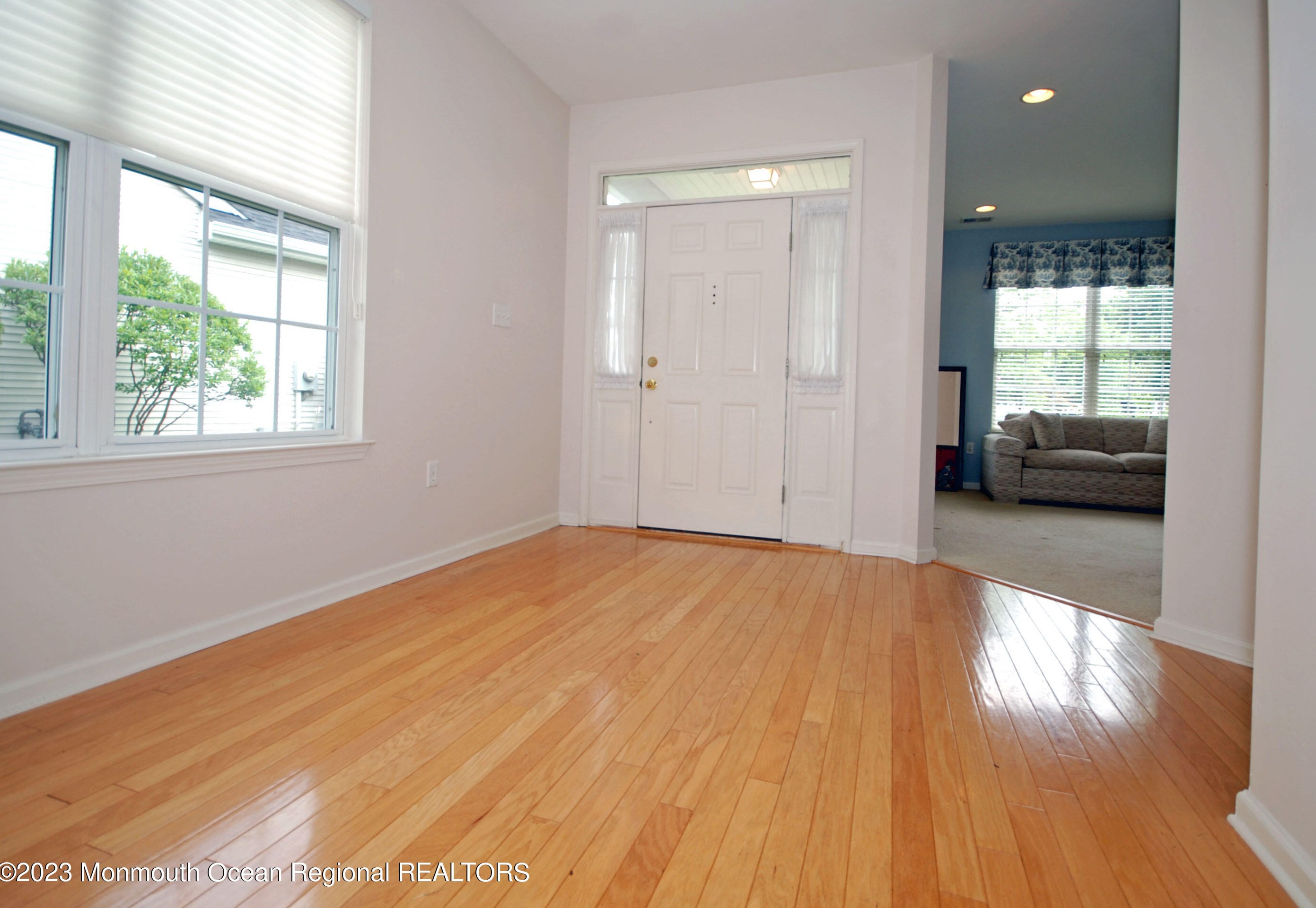 27 Plantation Way, Upper Freehold NJ 08501-1870 exterior