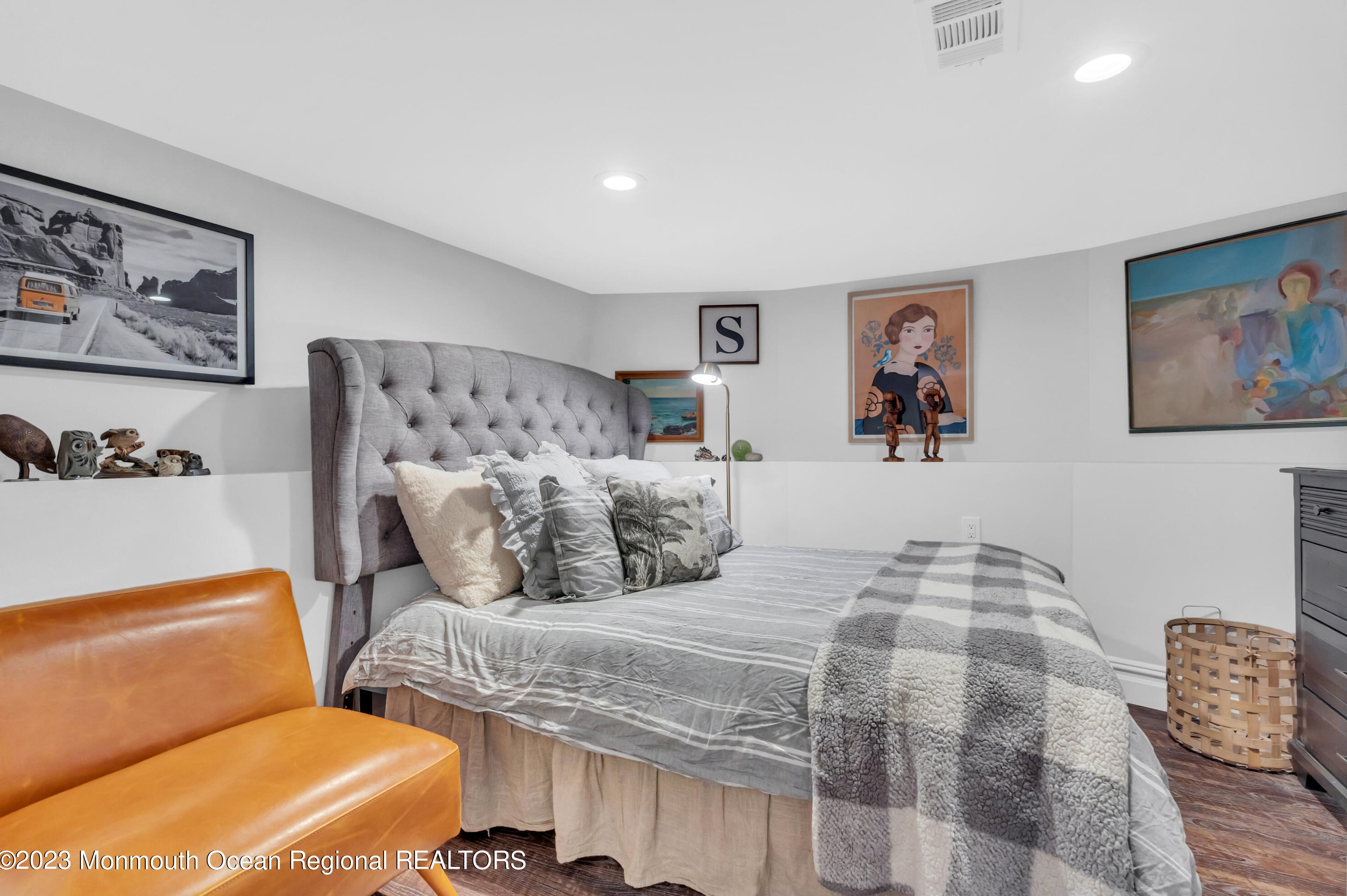 68 Crine Rd, Vanderburg NJ  07722-1409 exterior