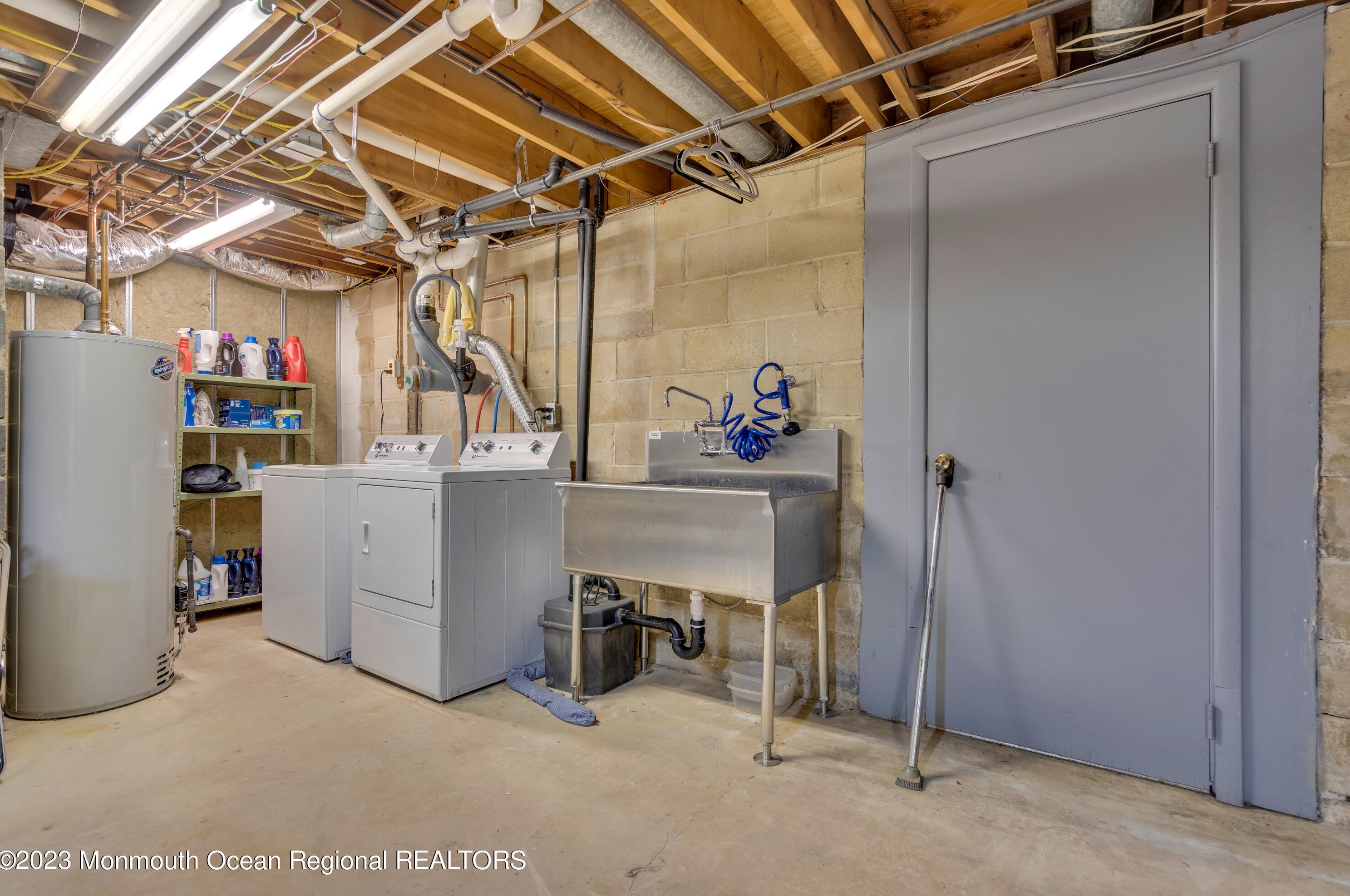 623 Forecastle Ave, Beachwood NJ 08722-2513 exterior