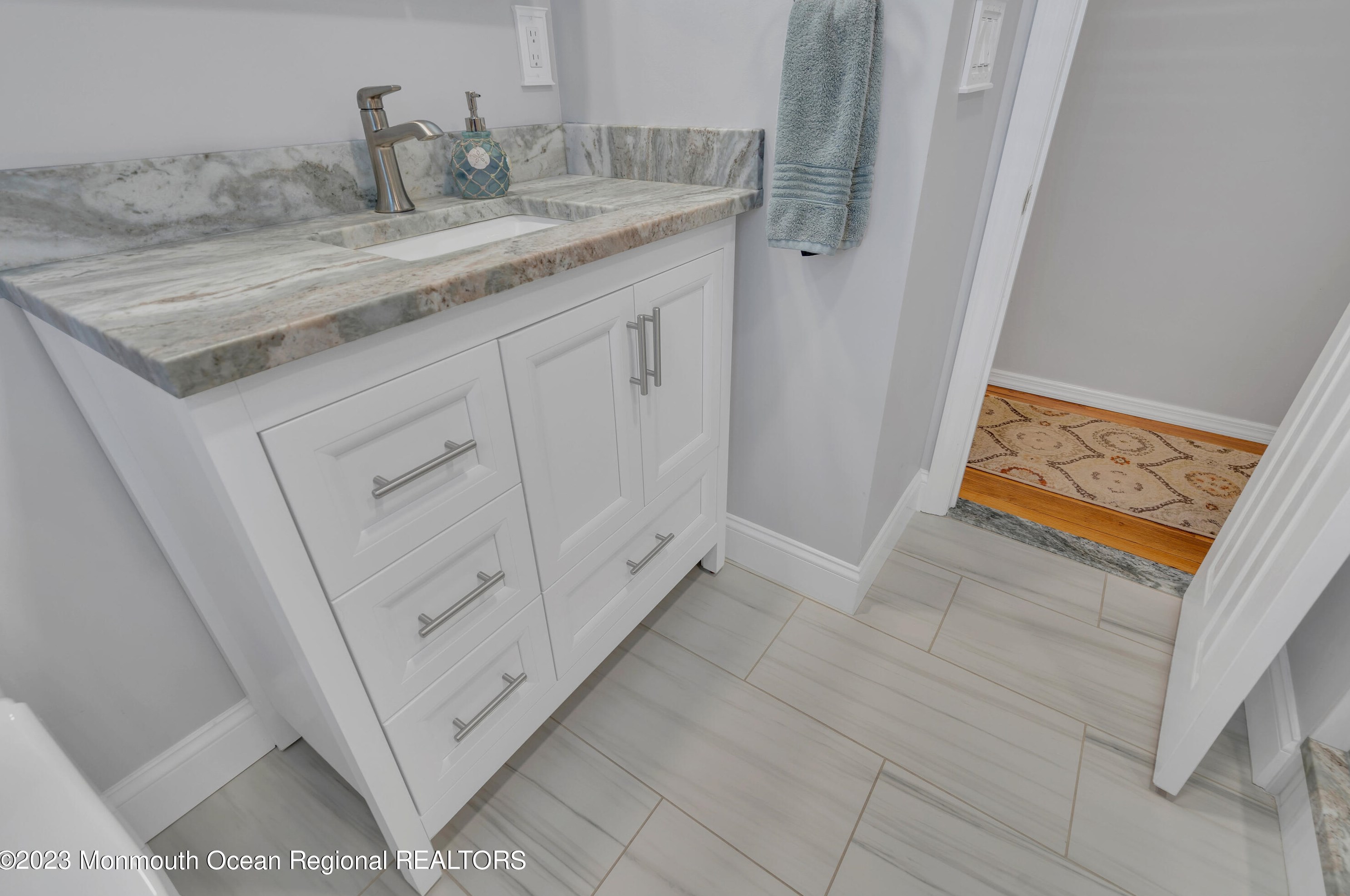 623 Forecastle Ave, Beachwood NJ 08722-2513 exterior