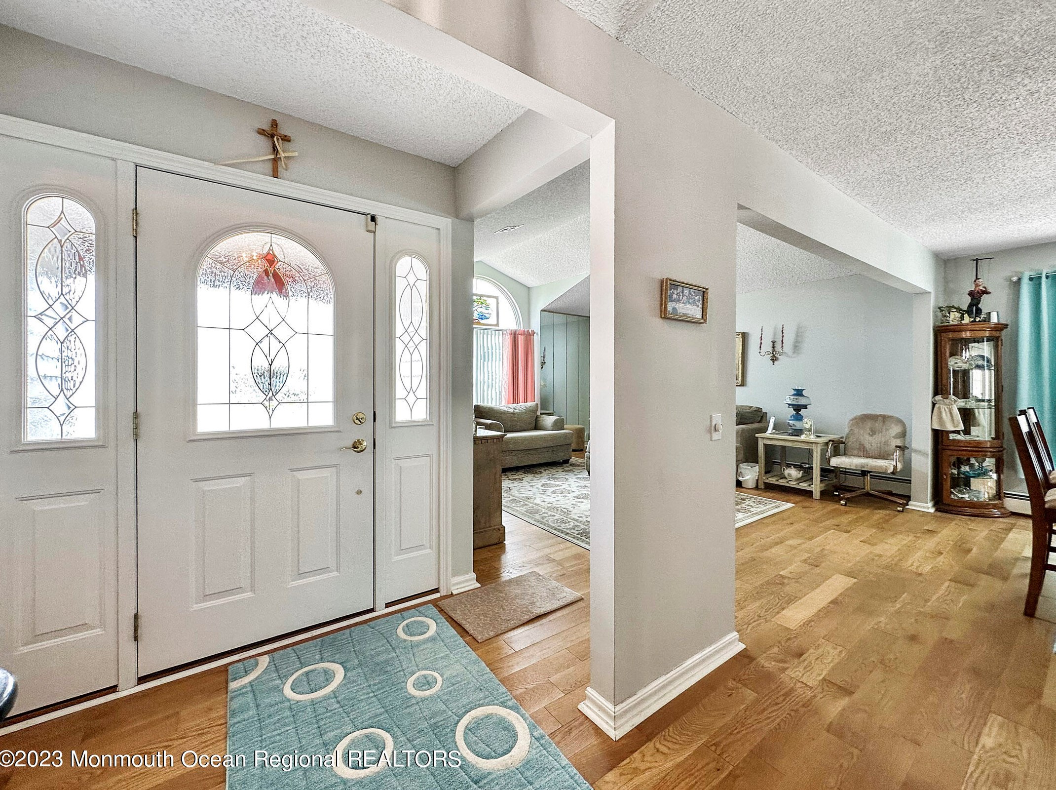 3 Sandhurst Ct, Toms River NJ  08757-6564 exterior