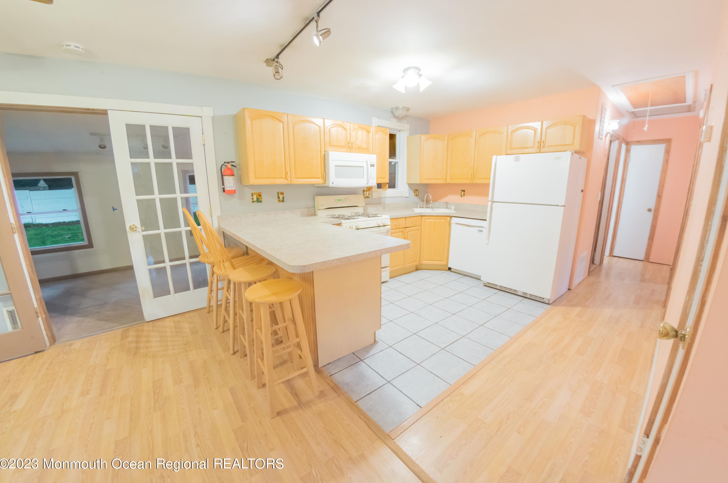 113 5 St, Barnegat Township NJ 08005-1217 exterior