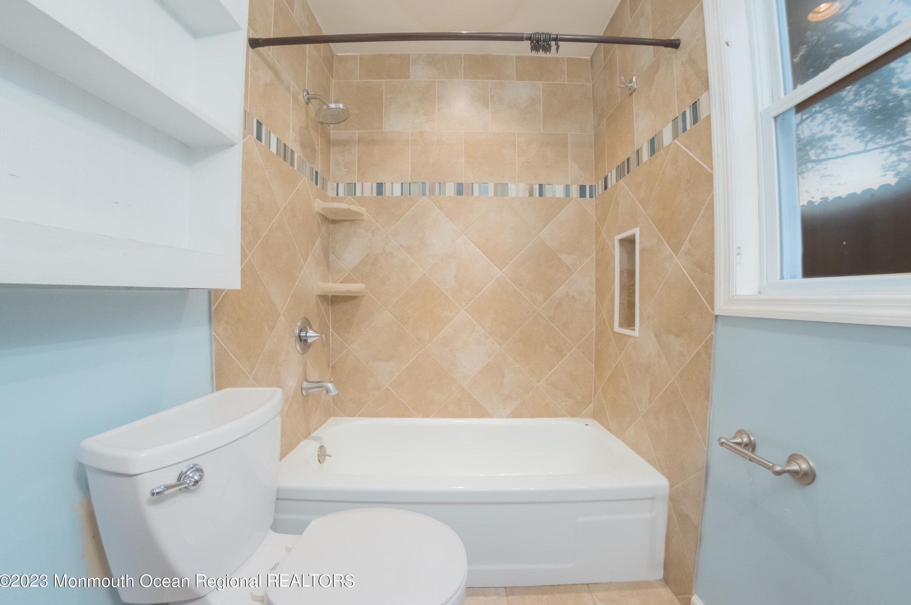 113 5 St, Barnegat Township NJ 08005-1217 exterior