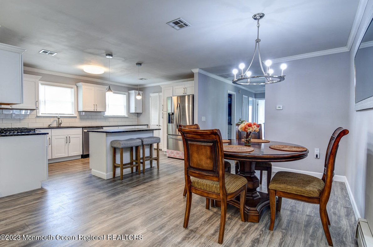 16 Canterbury Ln, Toms River NJ  08757-6503 exterior