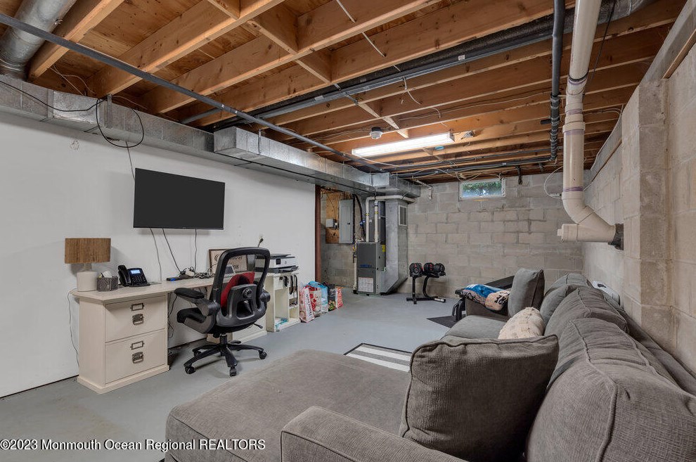 1206 Bayberry Rd, Wall Township NJ  08736-2006 exterior