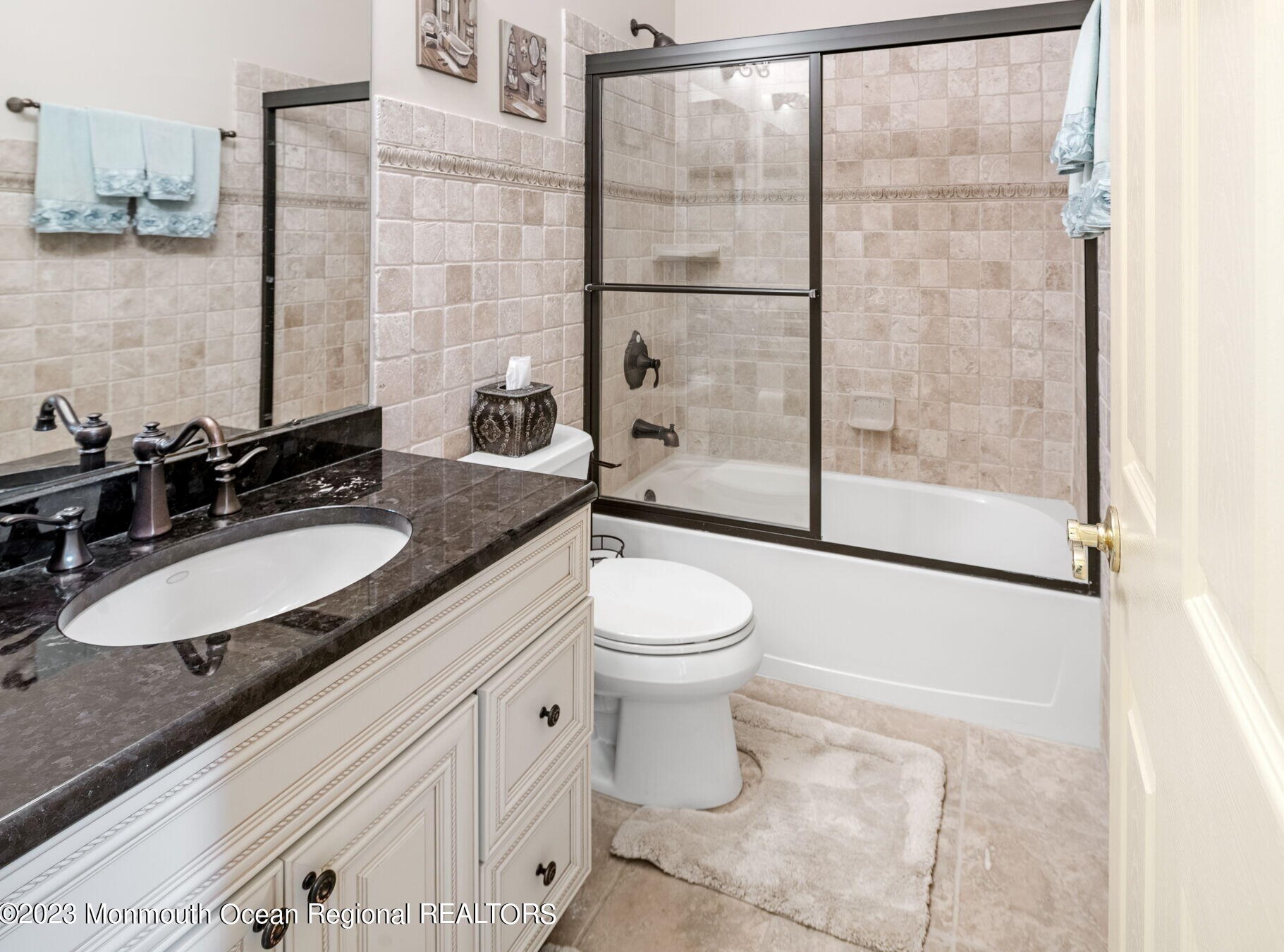 40 Pond Vw Cir, Barnegat Township NJ 08005-5622 exterior