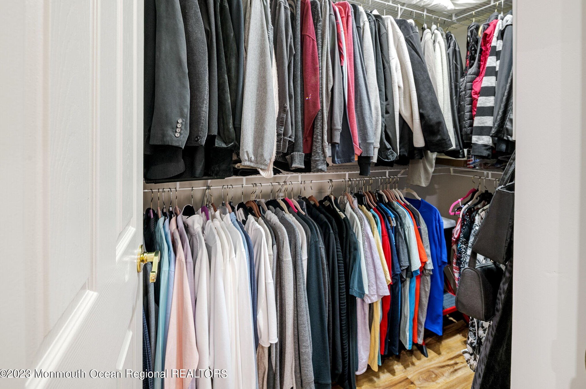 40 Pond Vw Cir, Barnegat Township NJ 08005-5622 exterior