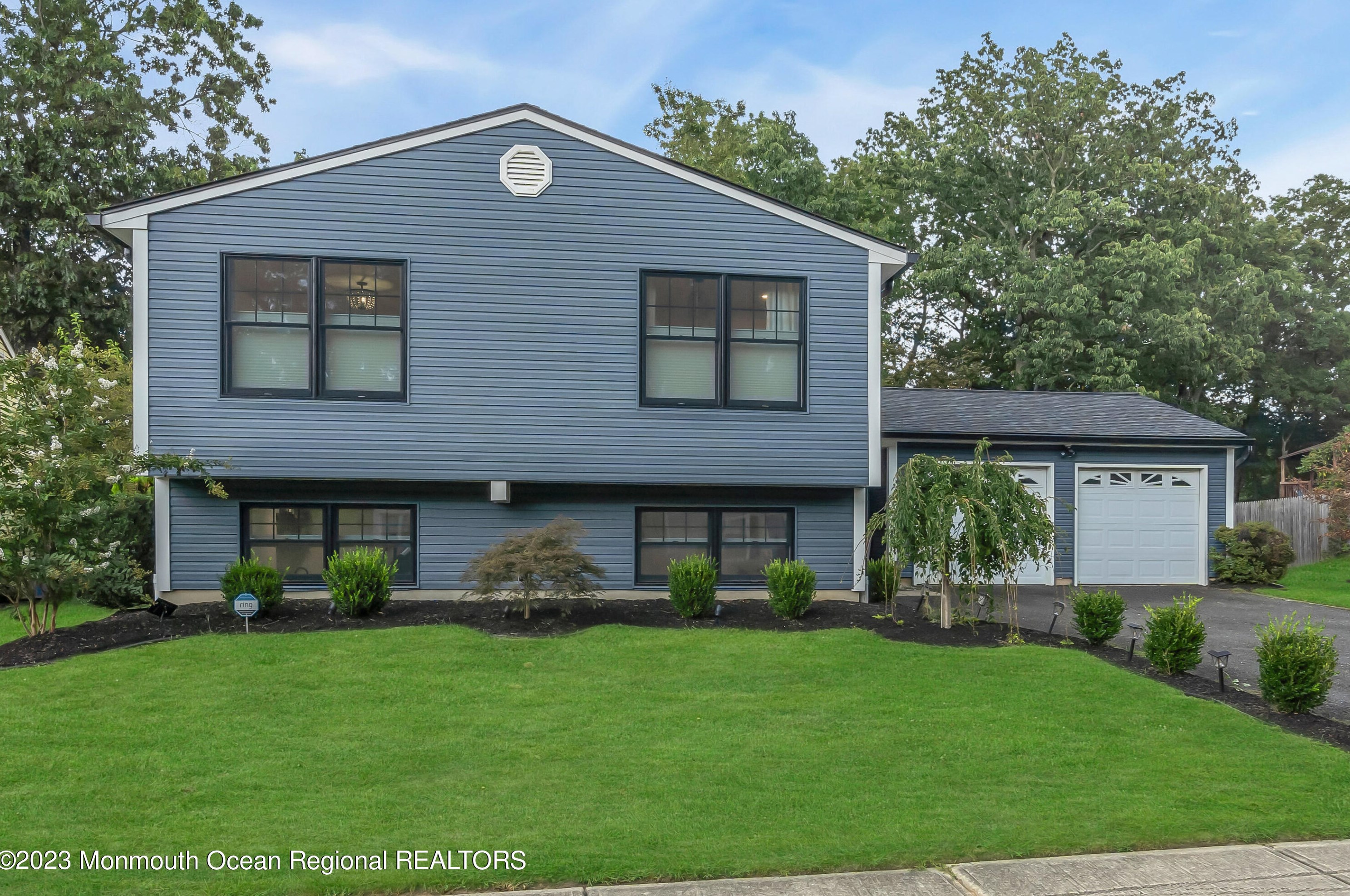 13 James Hollow Ct, Wall Township NJ  07731-1659 exterior