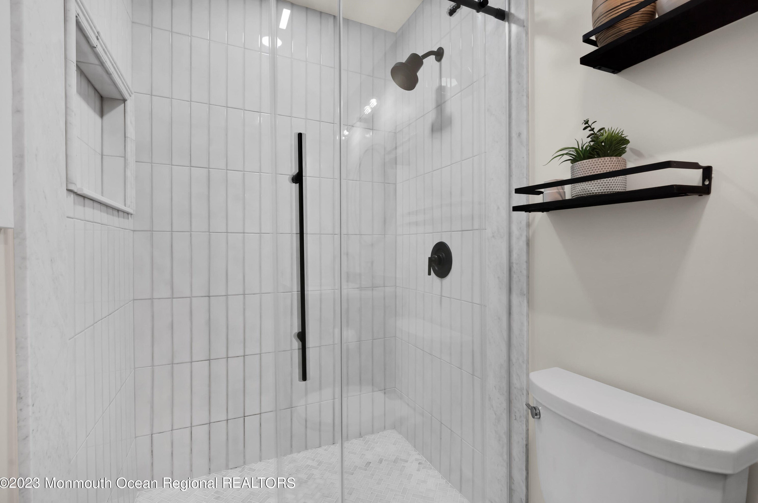 13 James Hollow Ct, Wall Township NJ  07731-1659 exterior