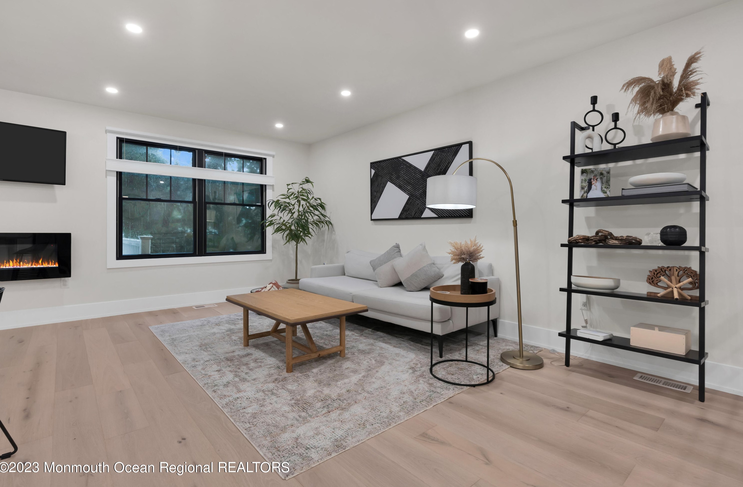 13 James Hollow Ct, Wall Township NJ  07731-1659 exterior