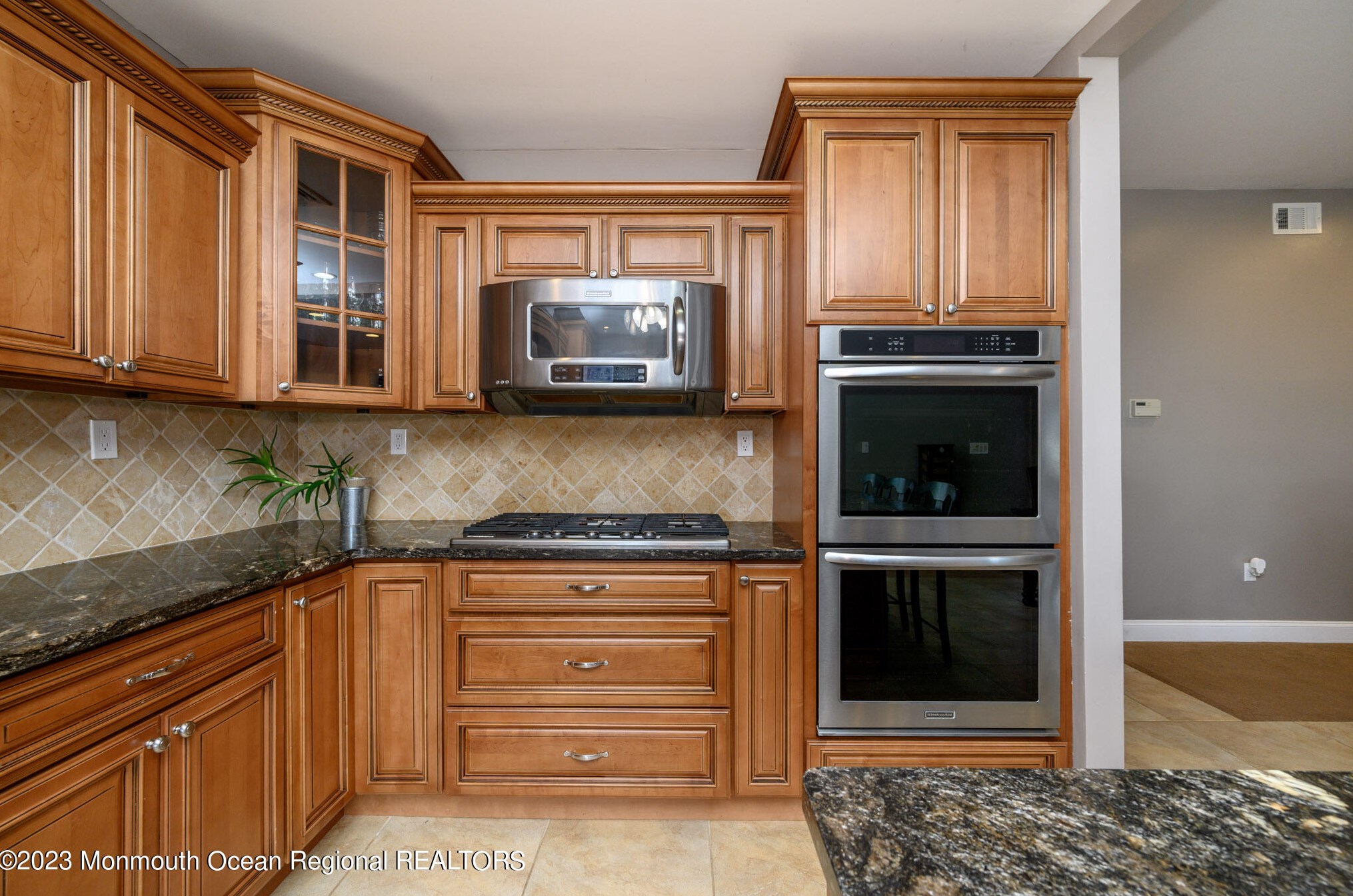 1861 Starboard Ct, Toms River NJ  08753-3122 exterior