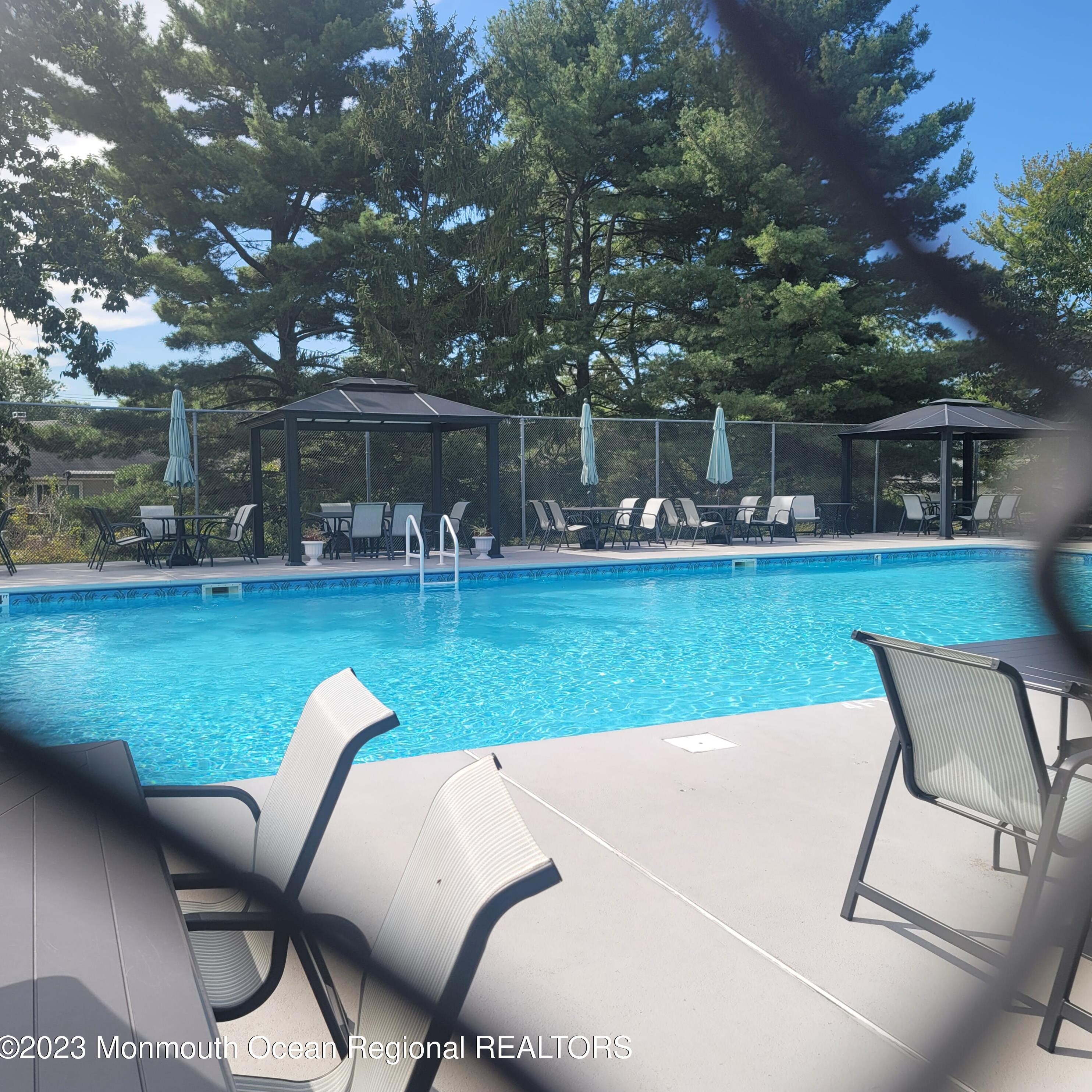 1897 Hovsons Blvd, Toms River NJ  08753-1516 exterior