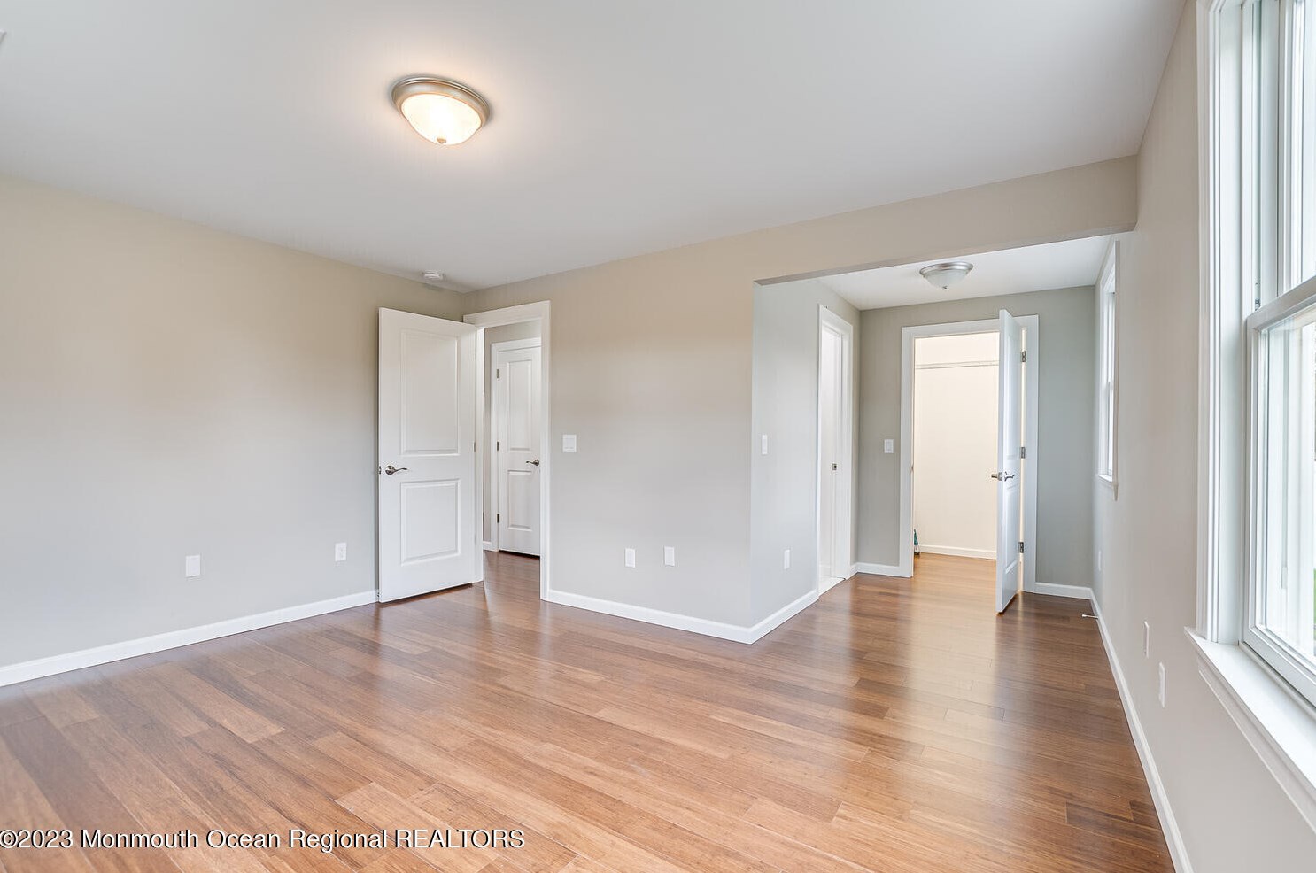 63 Irving Pl, Belford NJ  07718-1535 exterior