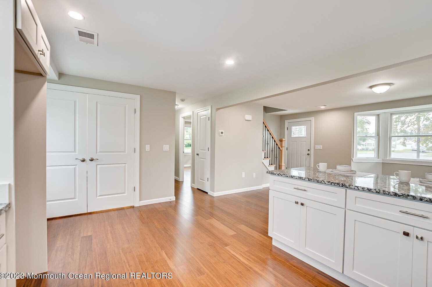 63 Irving Pl, Belford NJ  07718-1535 exterior