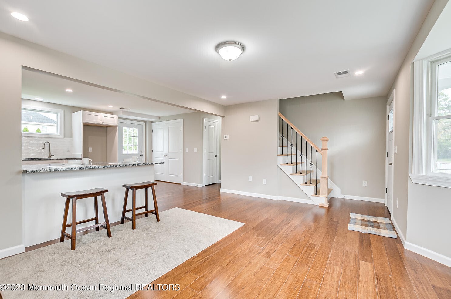 63 Irving Pl, Belford NJ  07718-1535 exterior