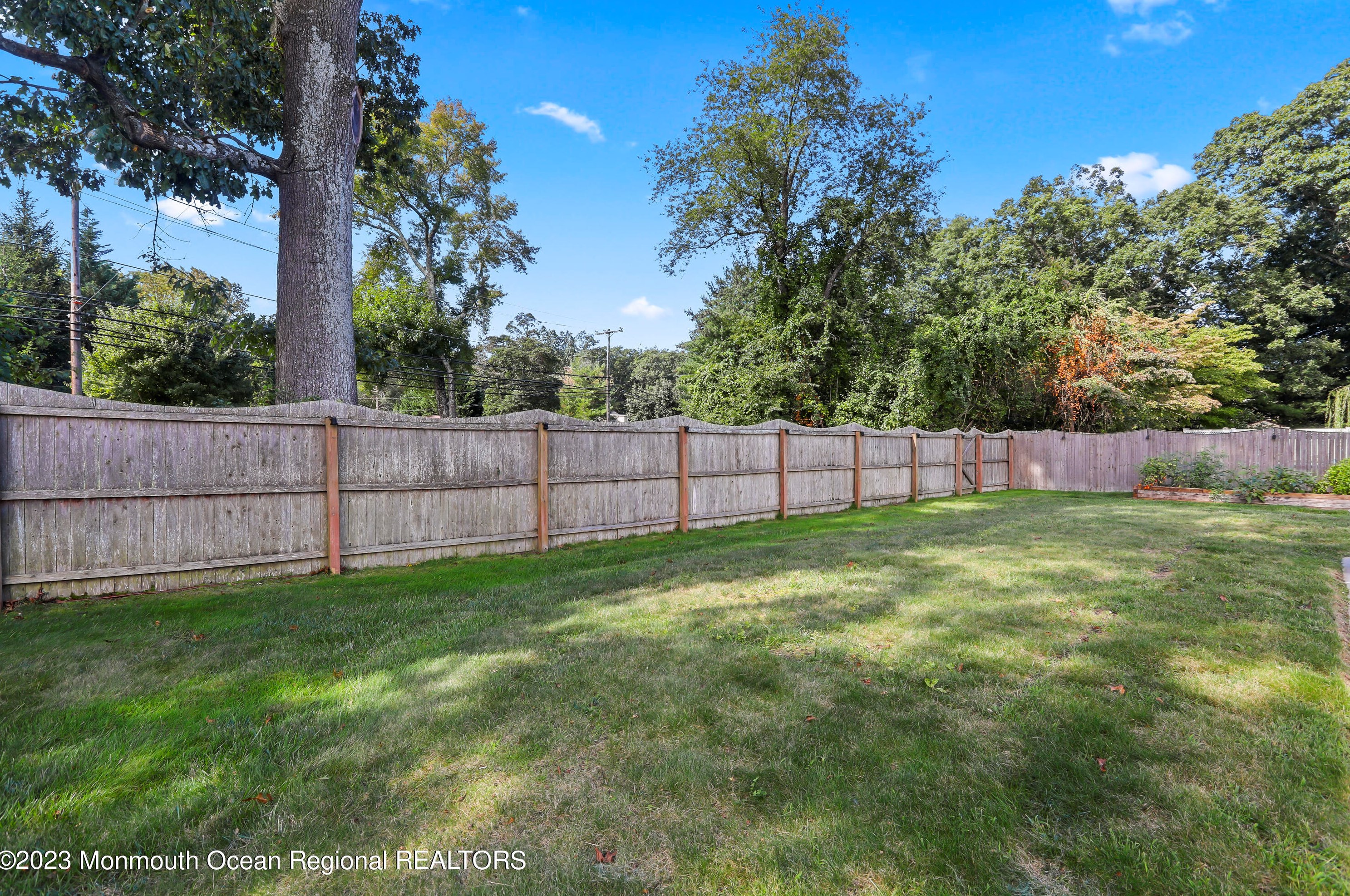 19 Melissa Ln, Wall Township NJ  07731-2371 exterior