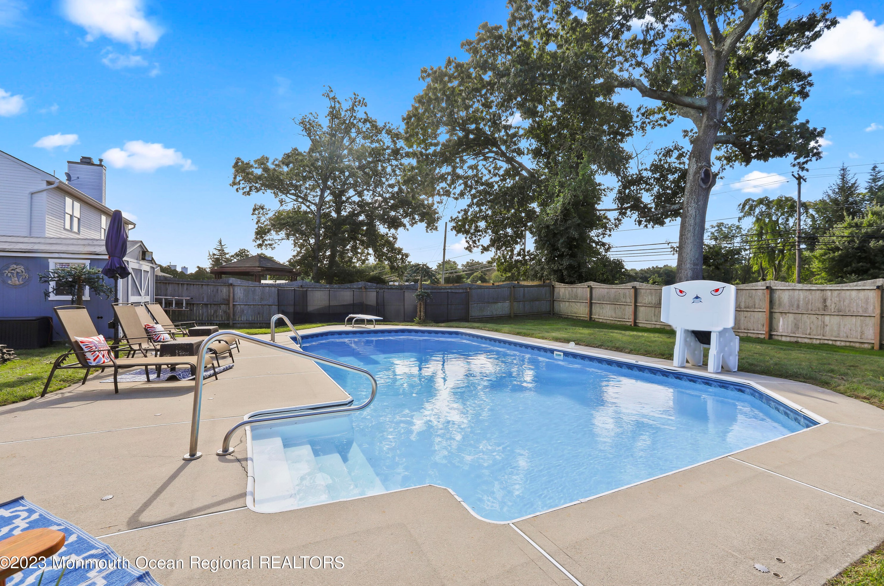 19 Melissa Ln, Wall Township NJ  07731-2371 exterior