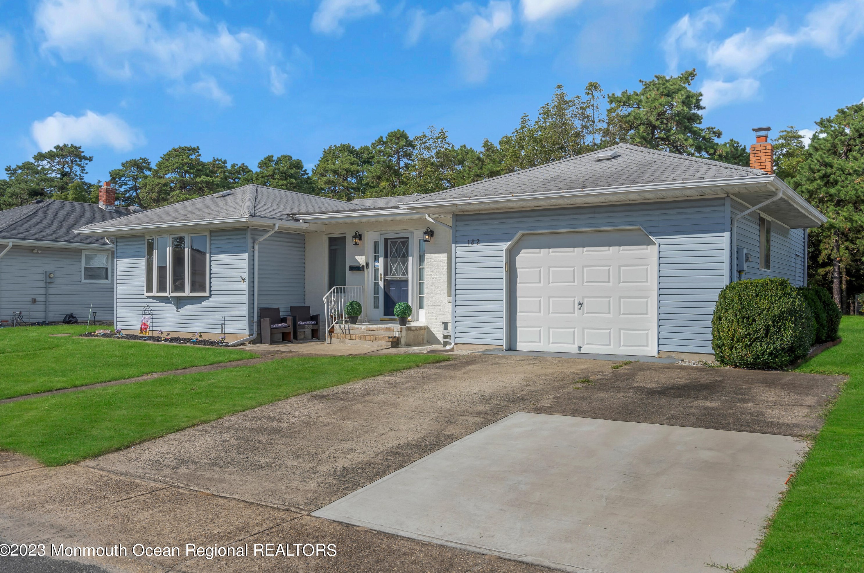 182 Fort De France Ave, Toms River NJ  08757-4254 exterior