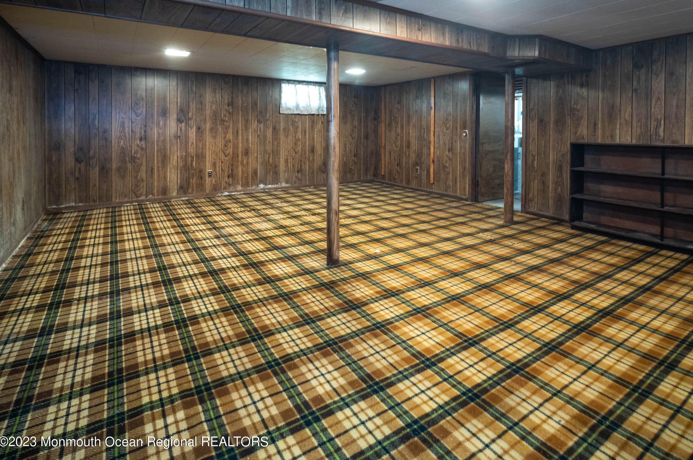 8 Deborah Pl, Oakhurst NJ 07755-1231 exterior