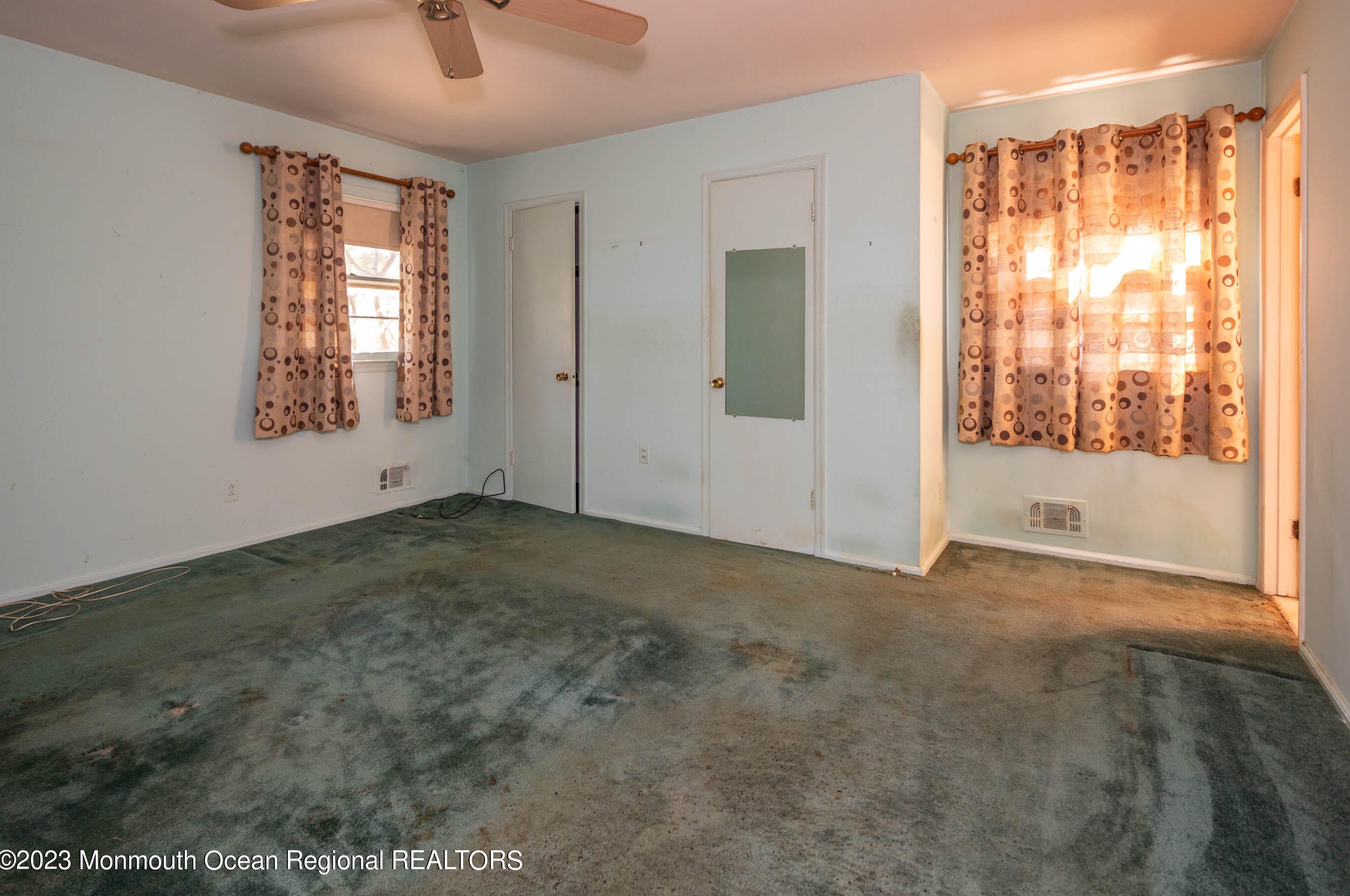 8 Deborah Pl, Oakhurst NJ 07755-1231 exterior