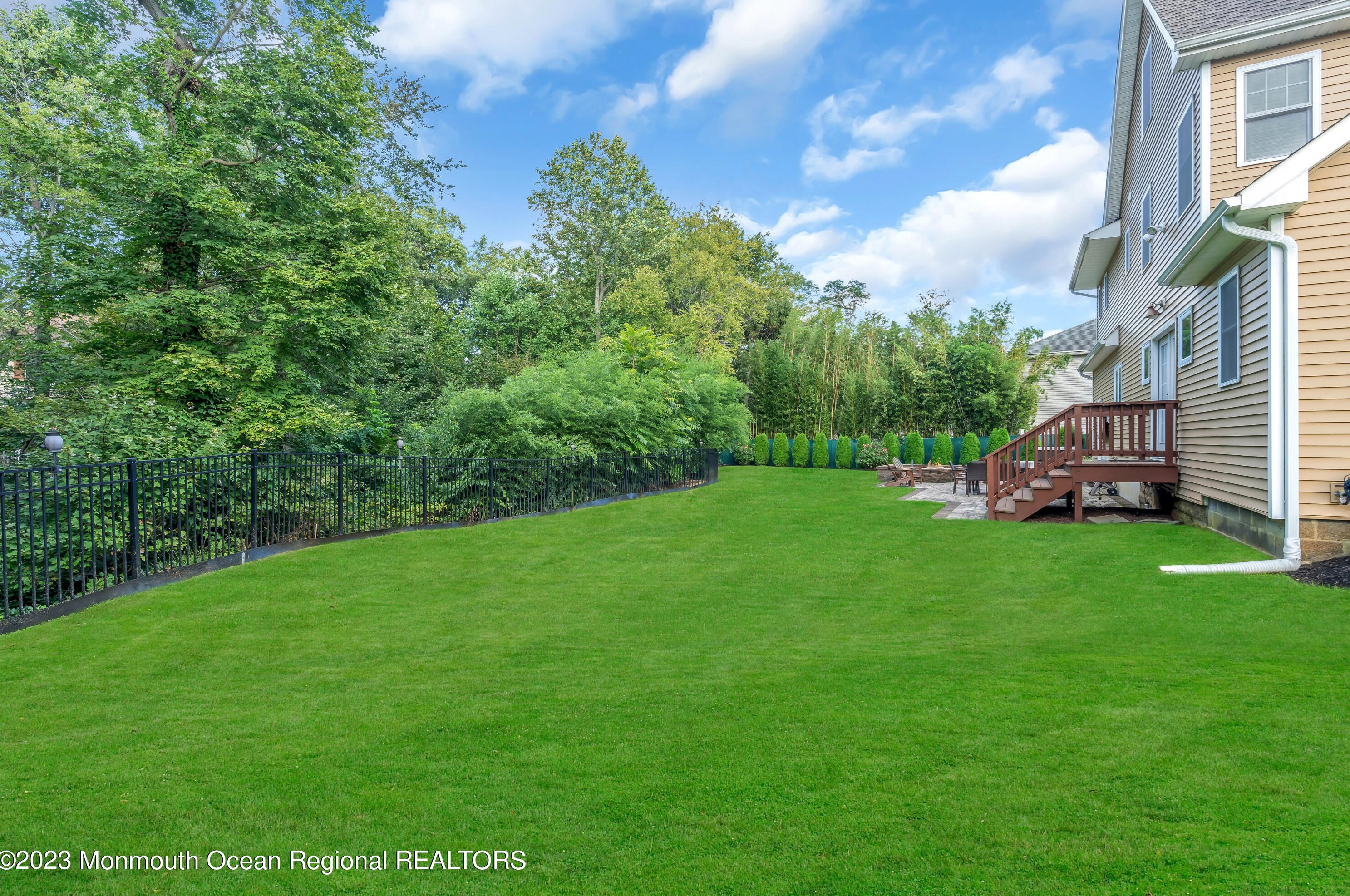 127 Washington Ave, Matawan NJ 07747-2921 exterior