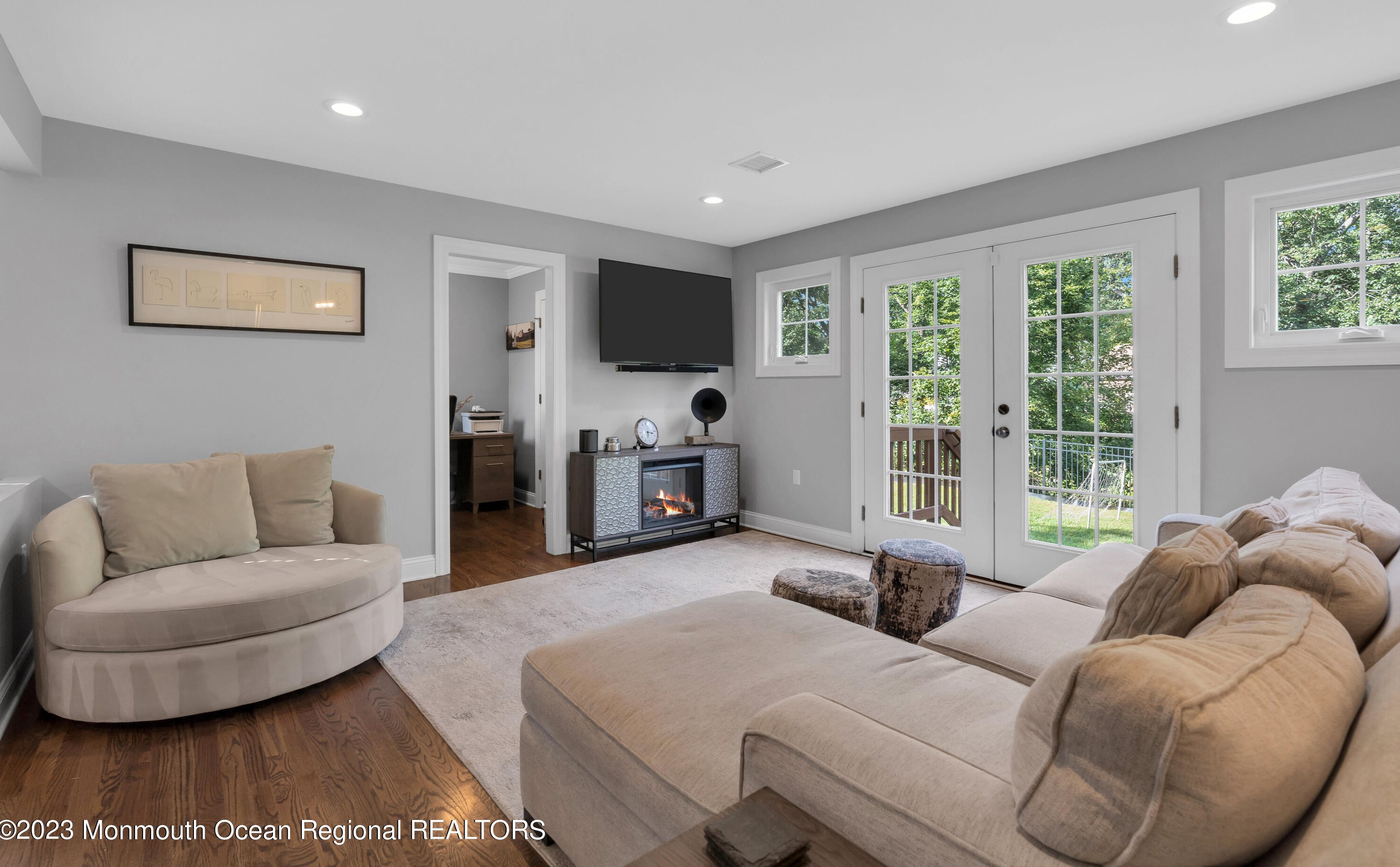 127 Washington Ave, Matawan NJ 07747-2921 exterior