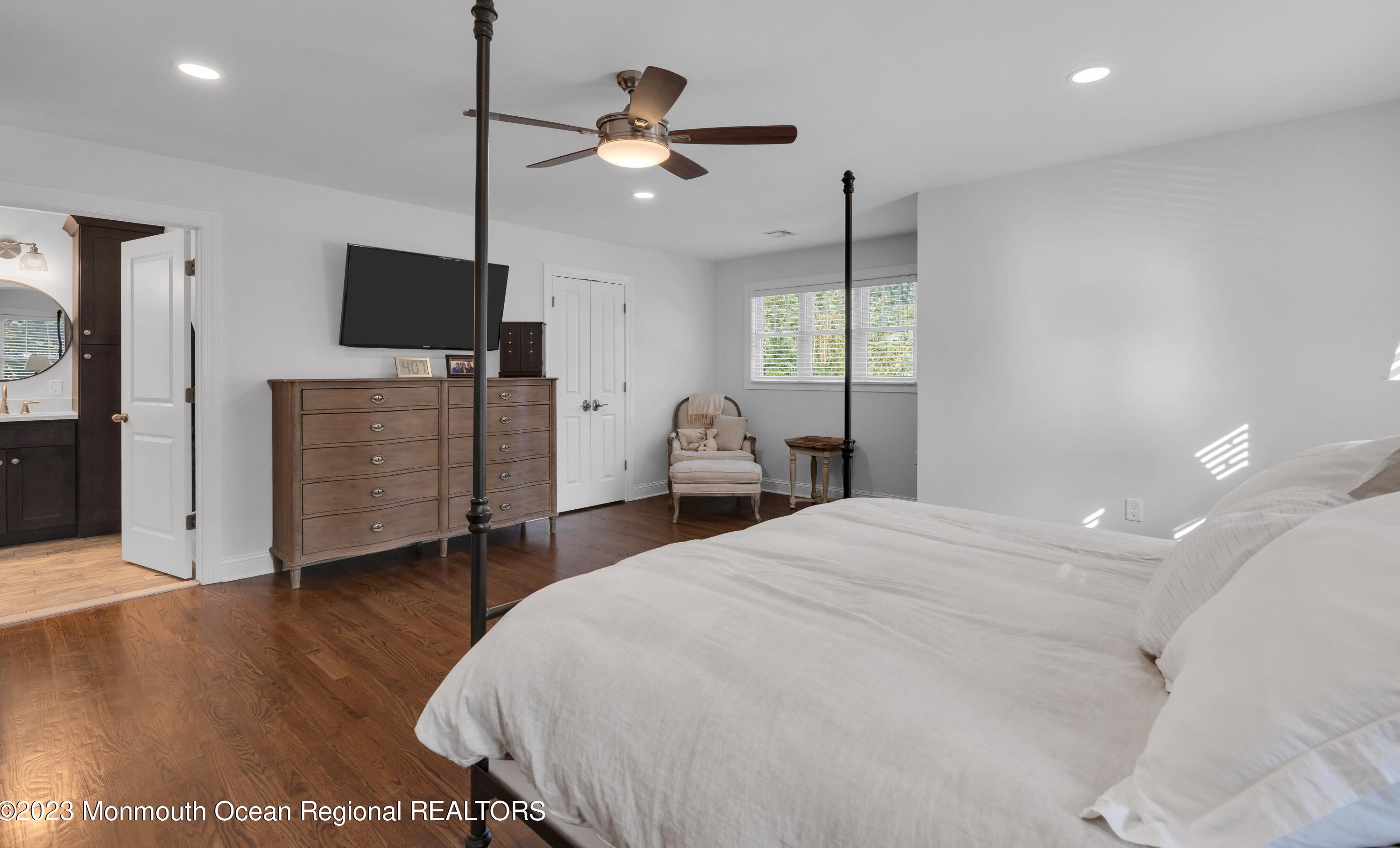 127 Washington Ave, Matawan NJ 07747-2921 exterior