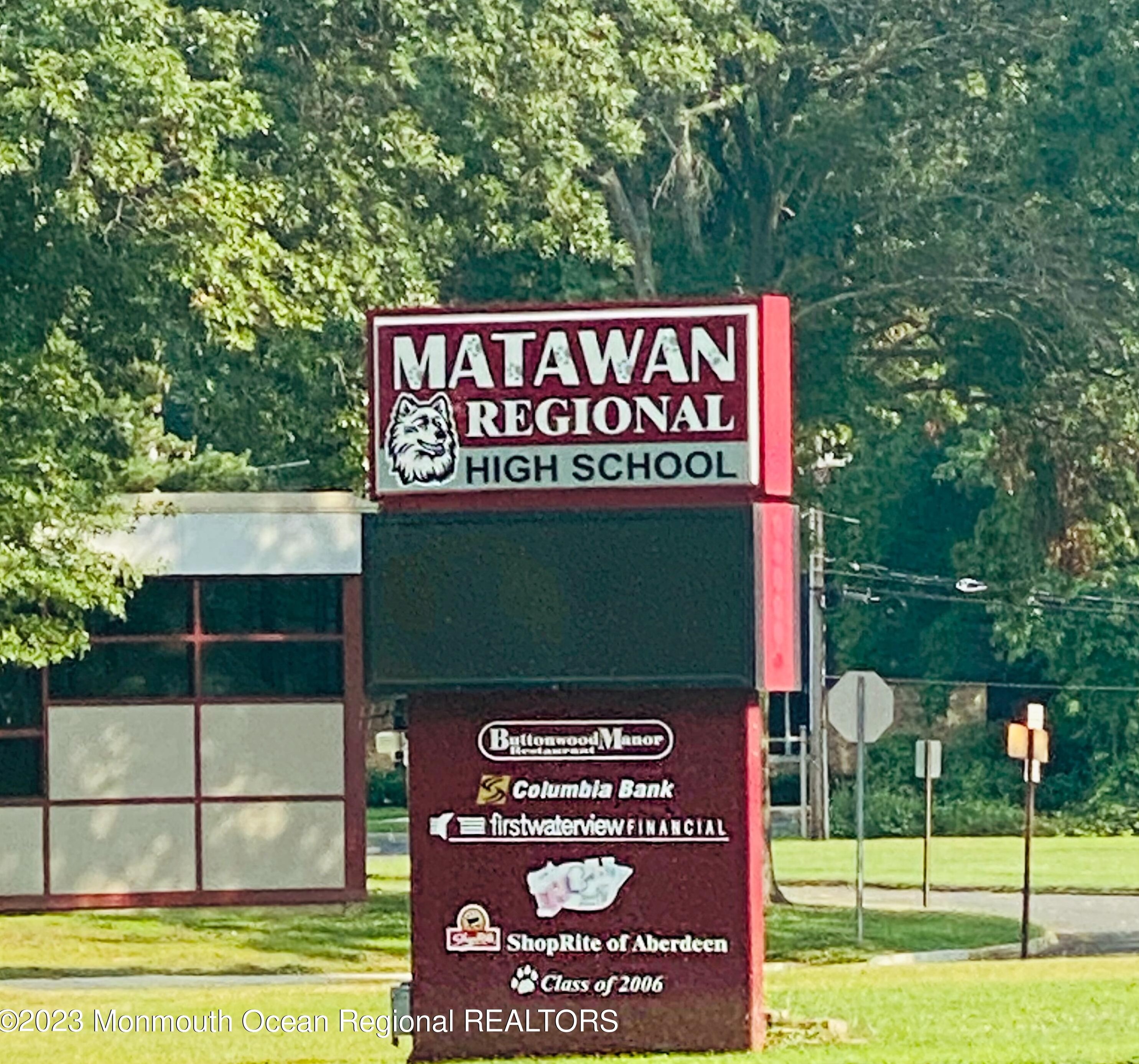 127 Washington Ave, Matawan NJ 07747-2921 exterior