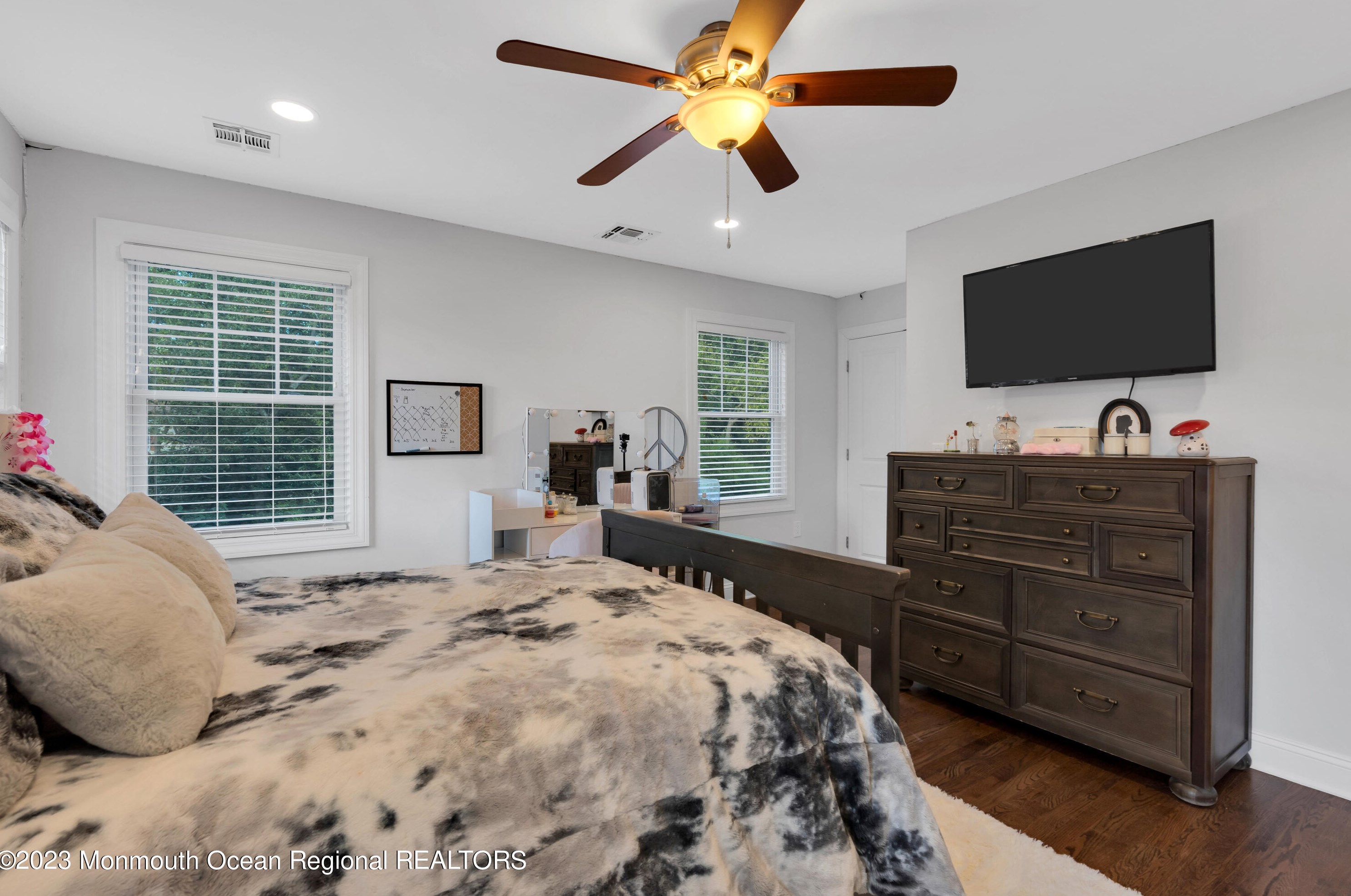 127 Washington Ave, Matawan NJ 07747-2921 exterior