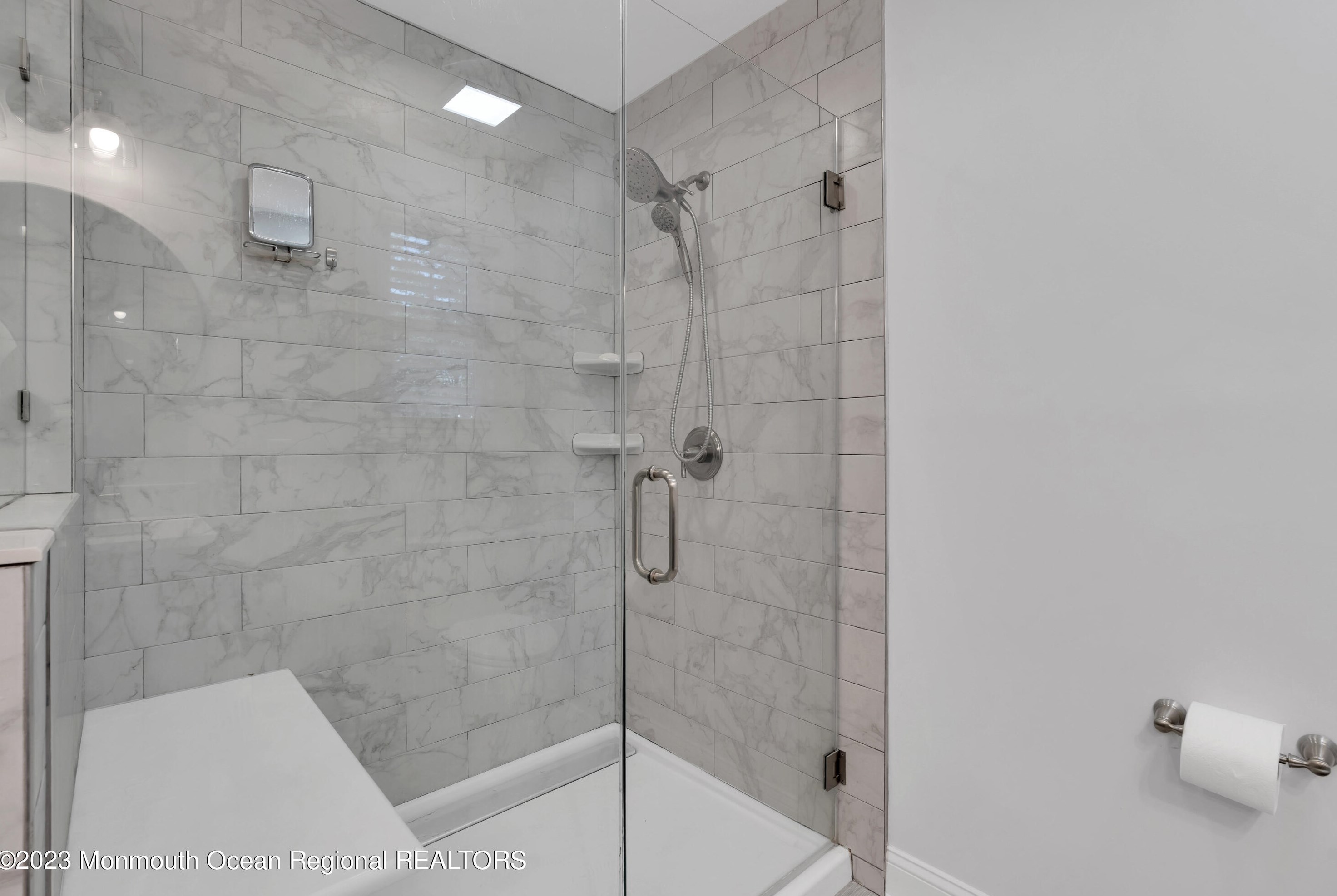 127 Washington Ave, Matawan NJ 07747-2921 exterior