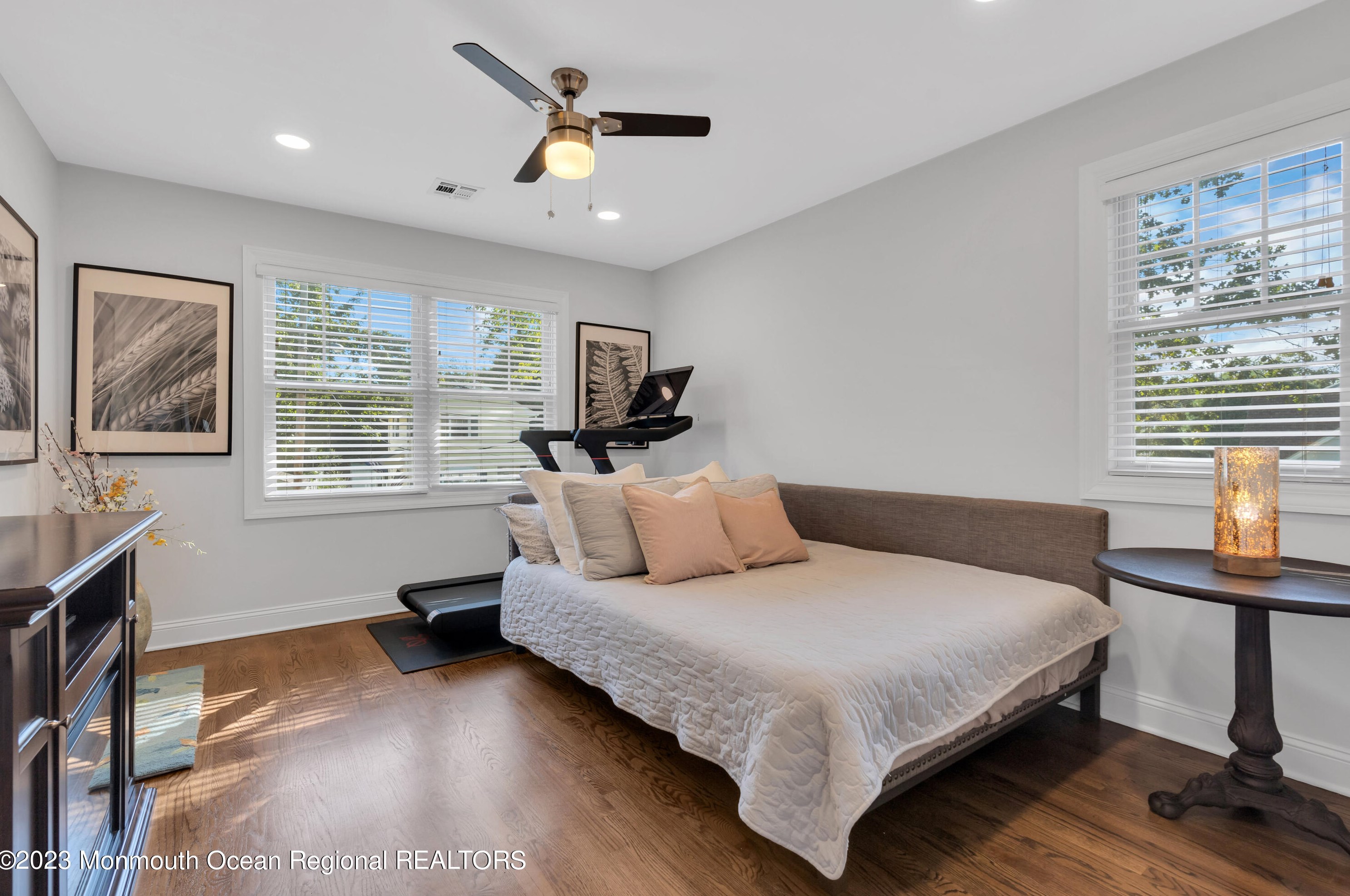 127 Washington Ave, Matawan NJ 07747-2921 exterior