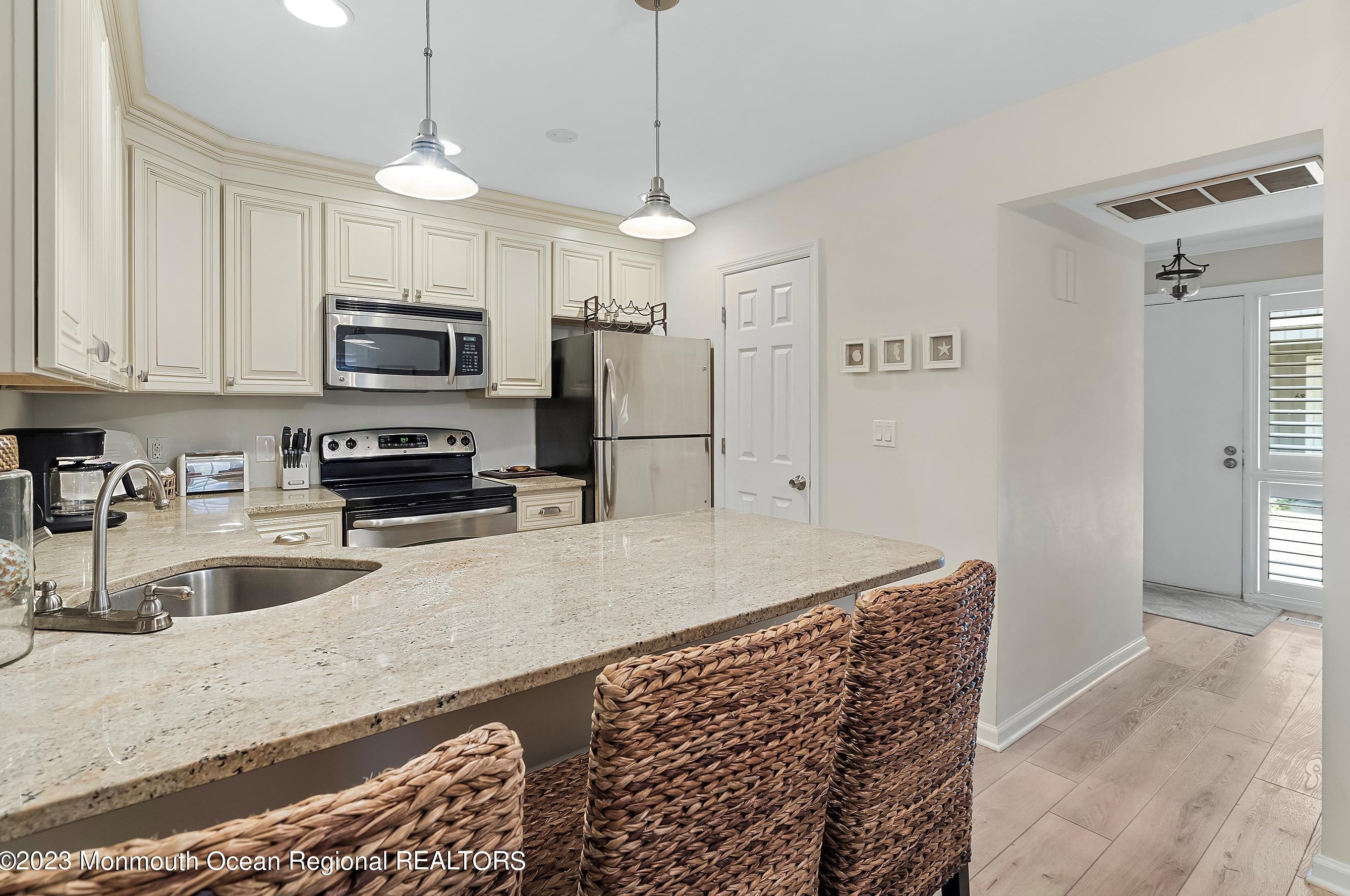 74 Linden Ct, Wall Township NJ  07762-2155 exterior