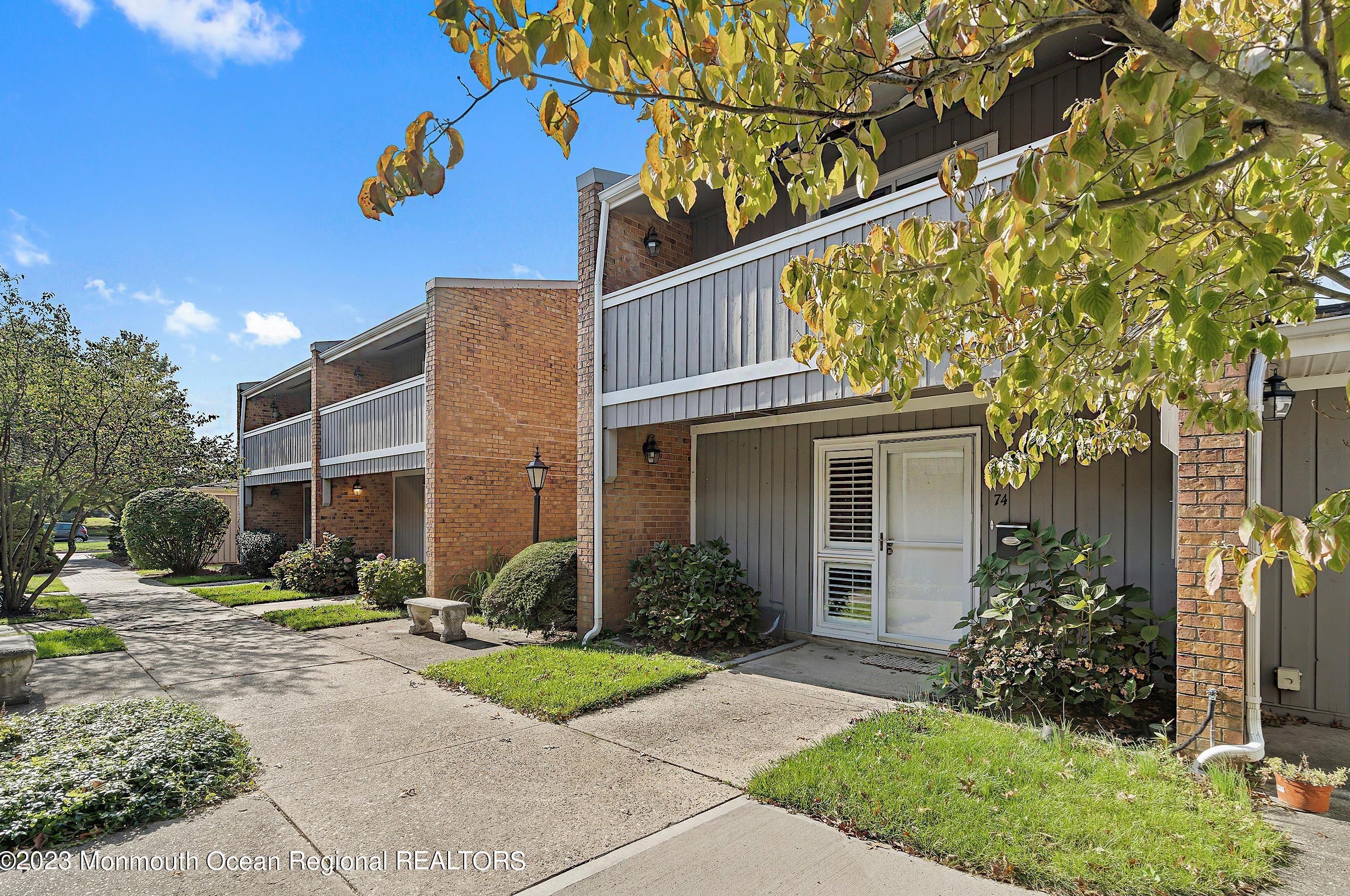 74 Linden Ct, Wall Township NJ  07762-2155 exterior