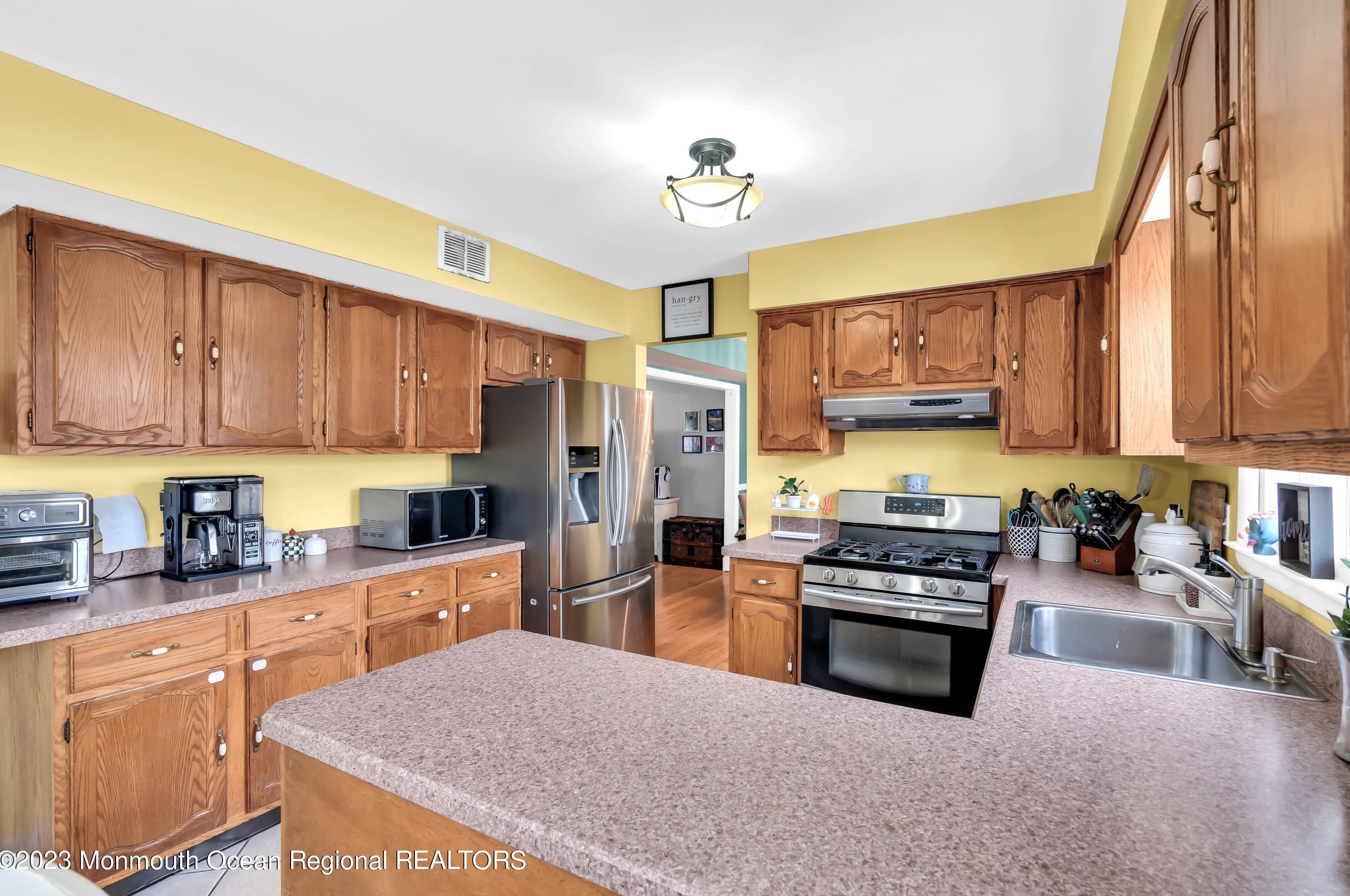 11 Juniper Pl, Wall Township NJ  07731-2630 exterior