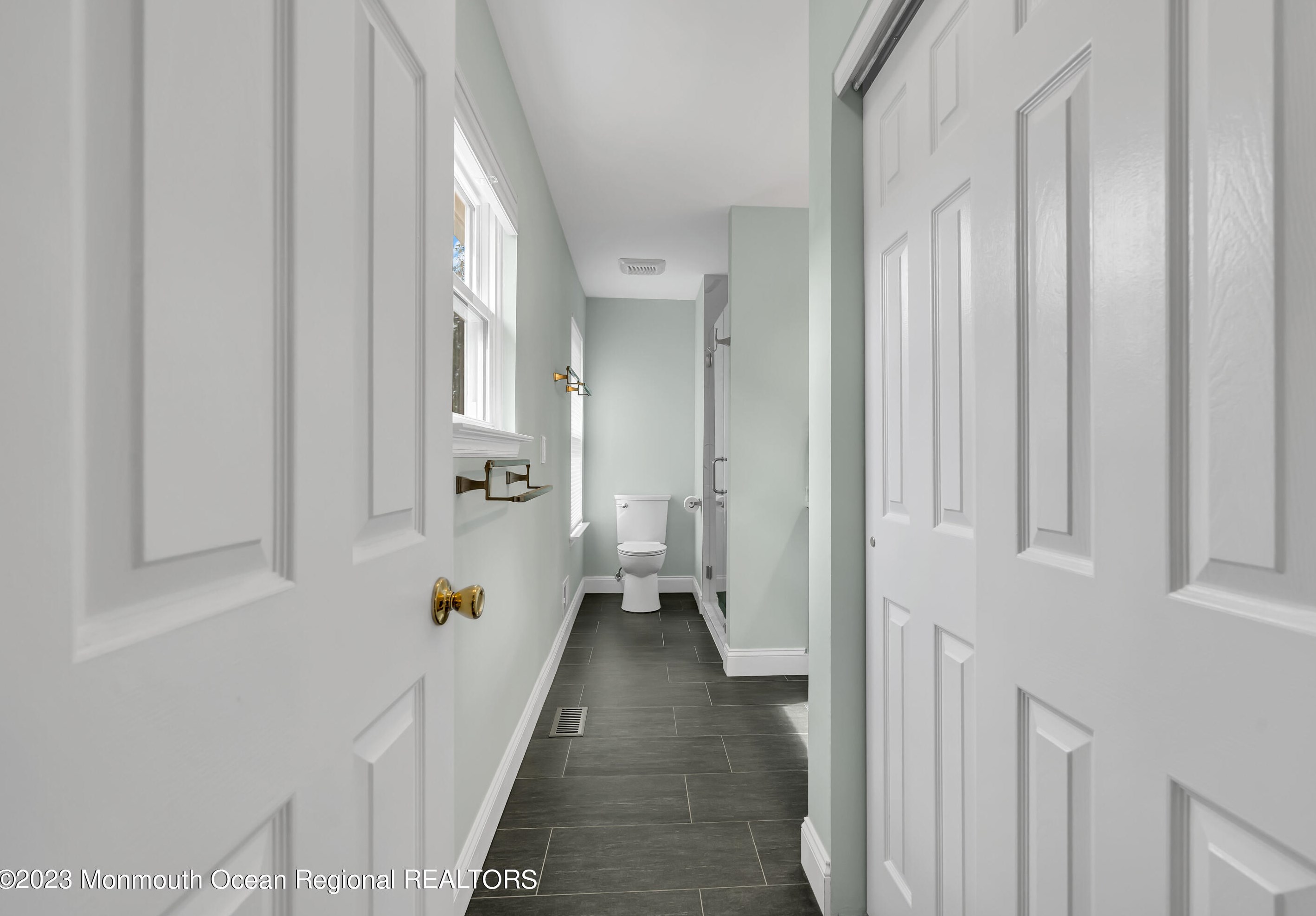 6 Winchester Dr, Wall Township NJ exterior