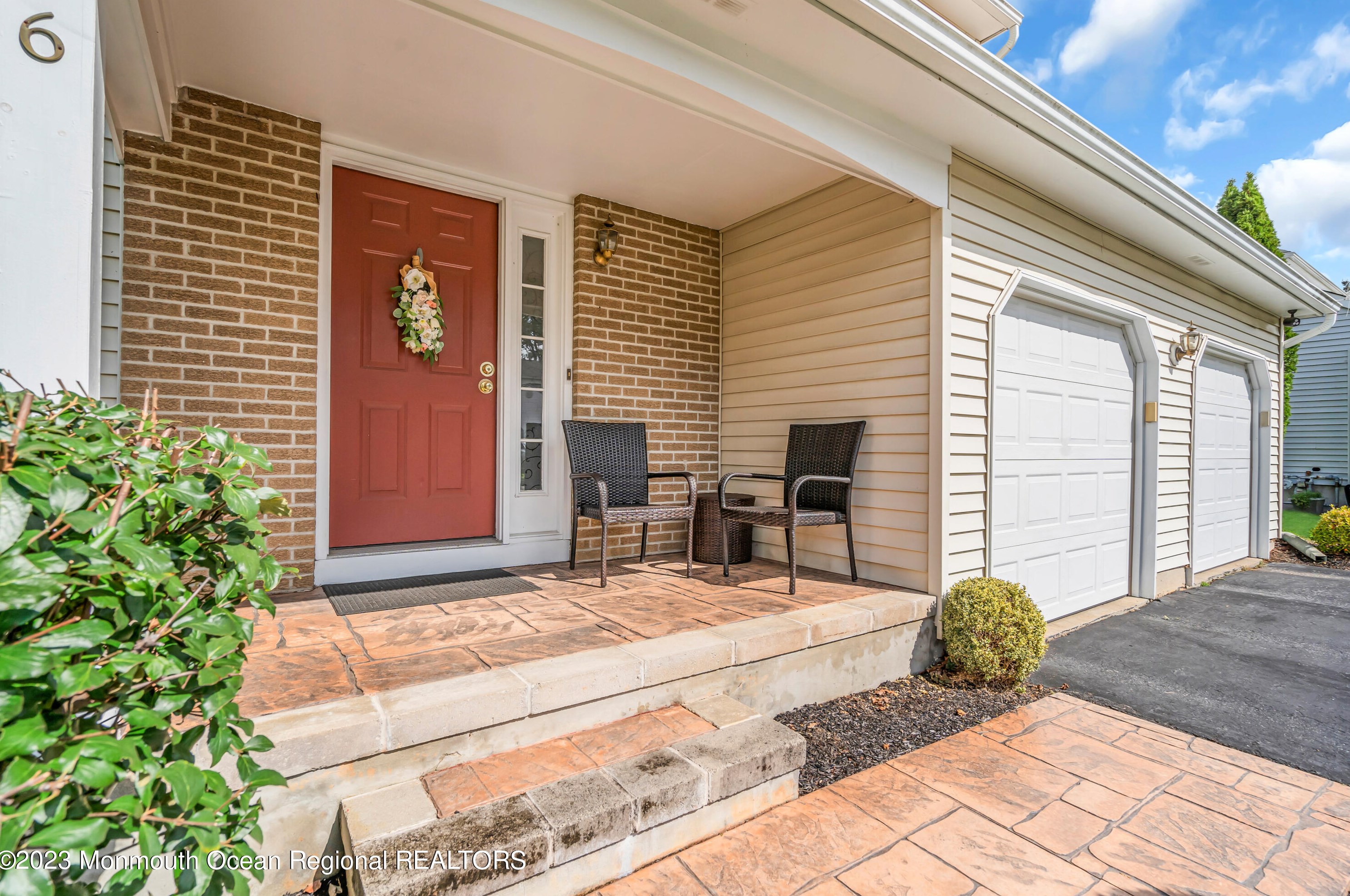 6 Winchester Dr, Wall Township NJ exterior