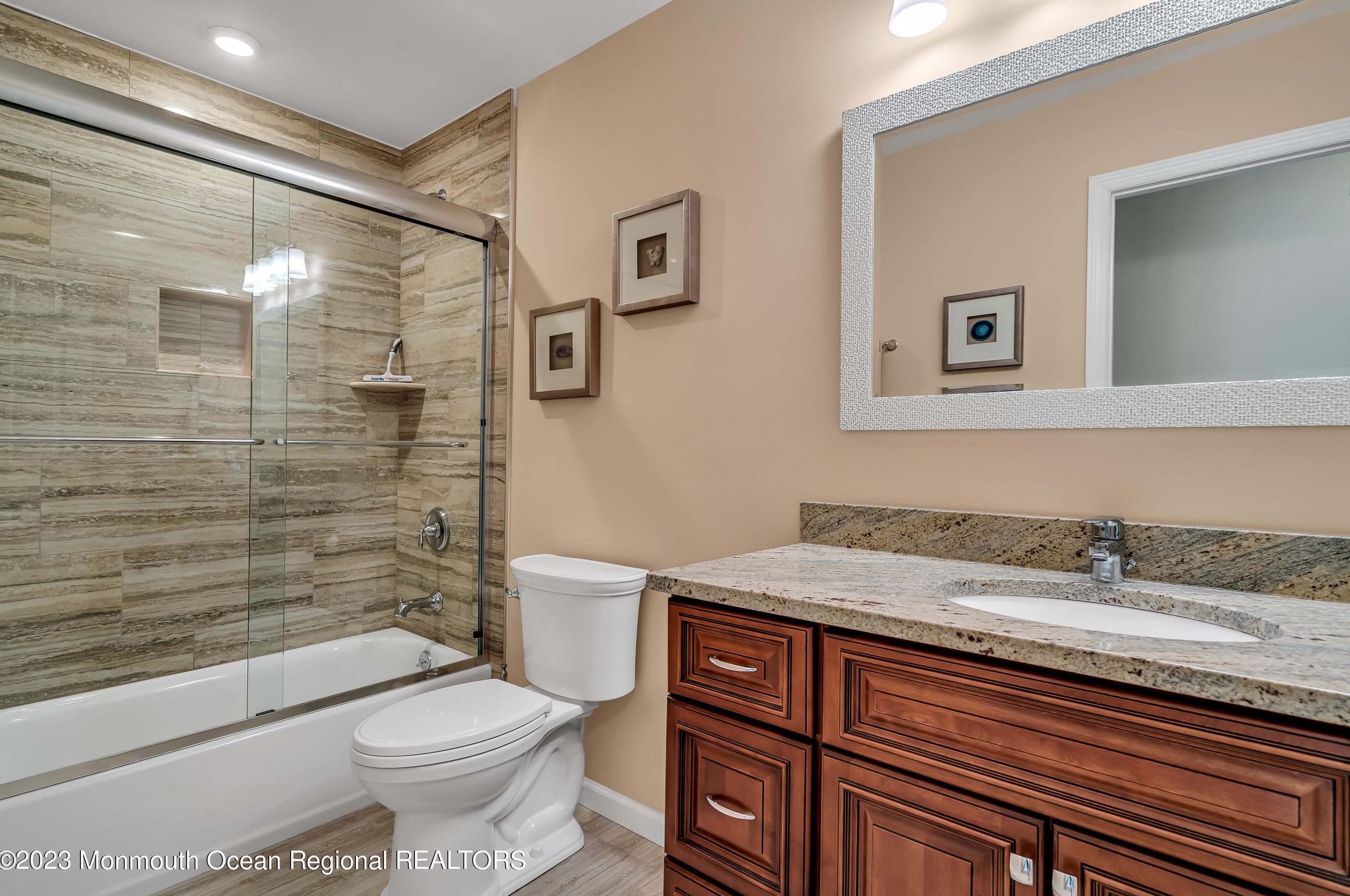 6 Winchester Dr, Wall Township NJ exterior