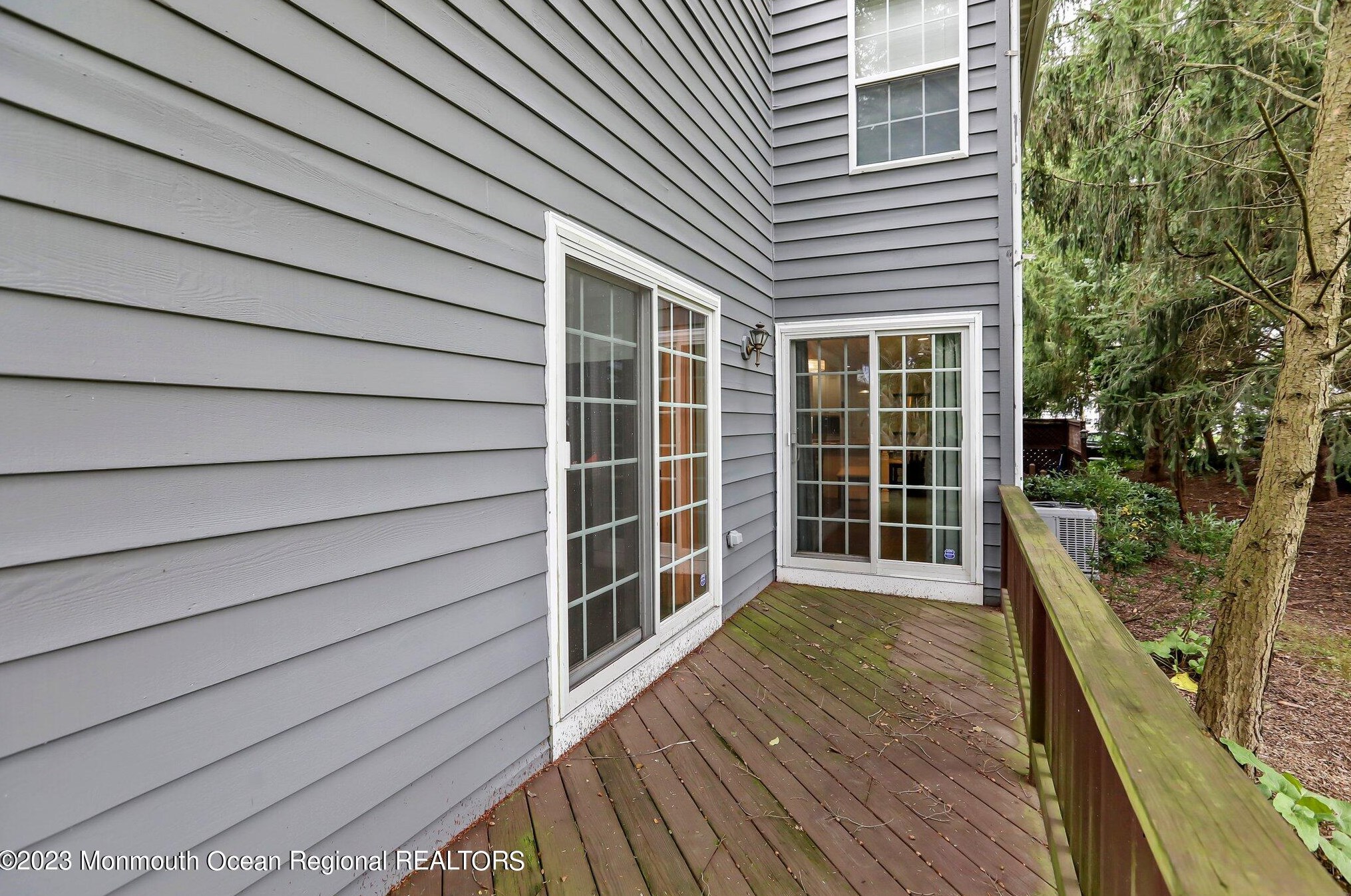 1 Fairway Blvd, Monroe Twp NJ  08831-2709 exterior