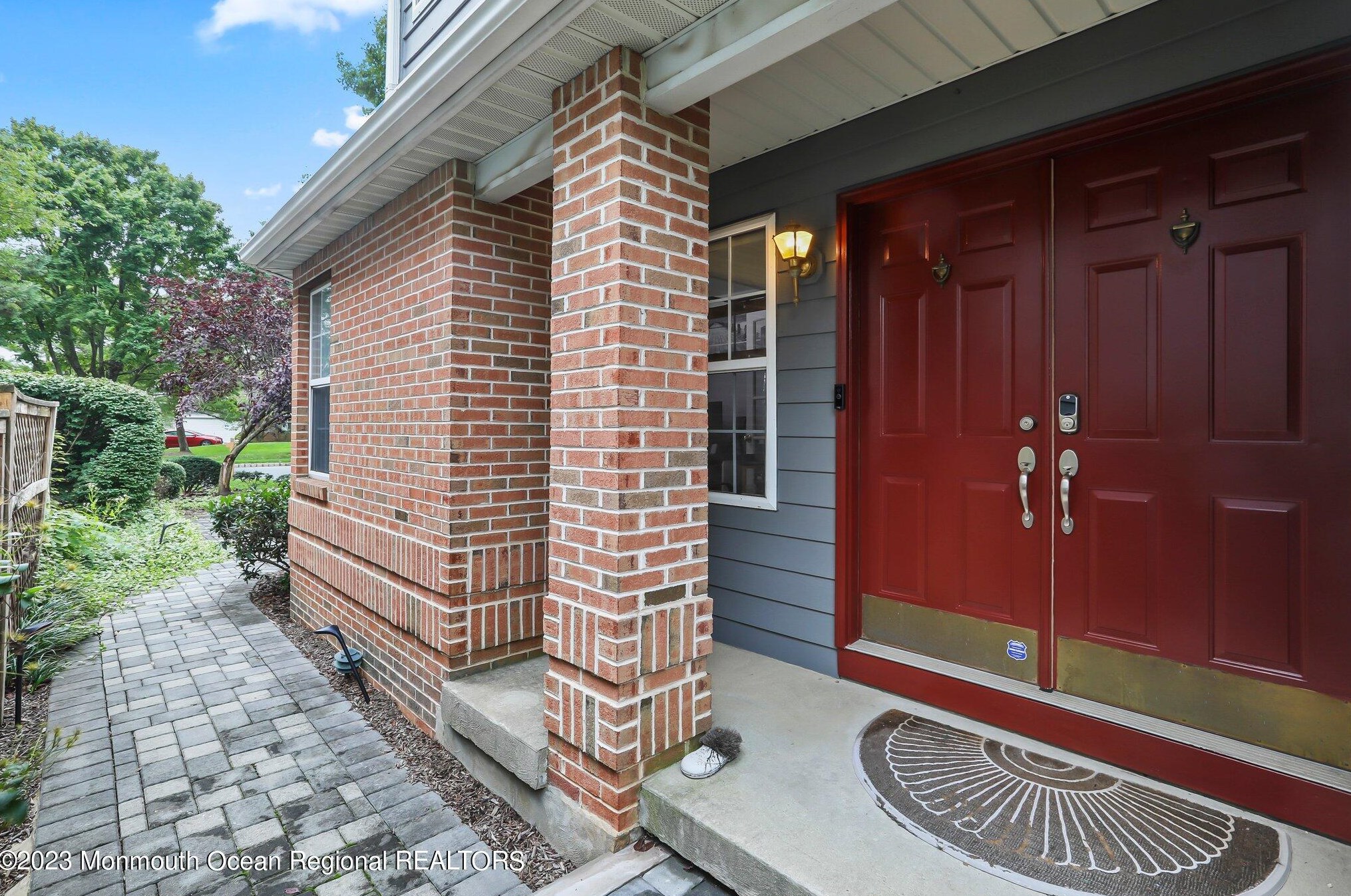 1 Fairway Blvd, Monroe Twp NJ  08831-2709 exterior