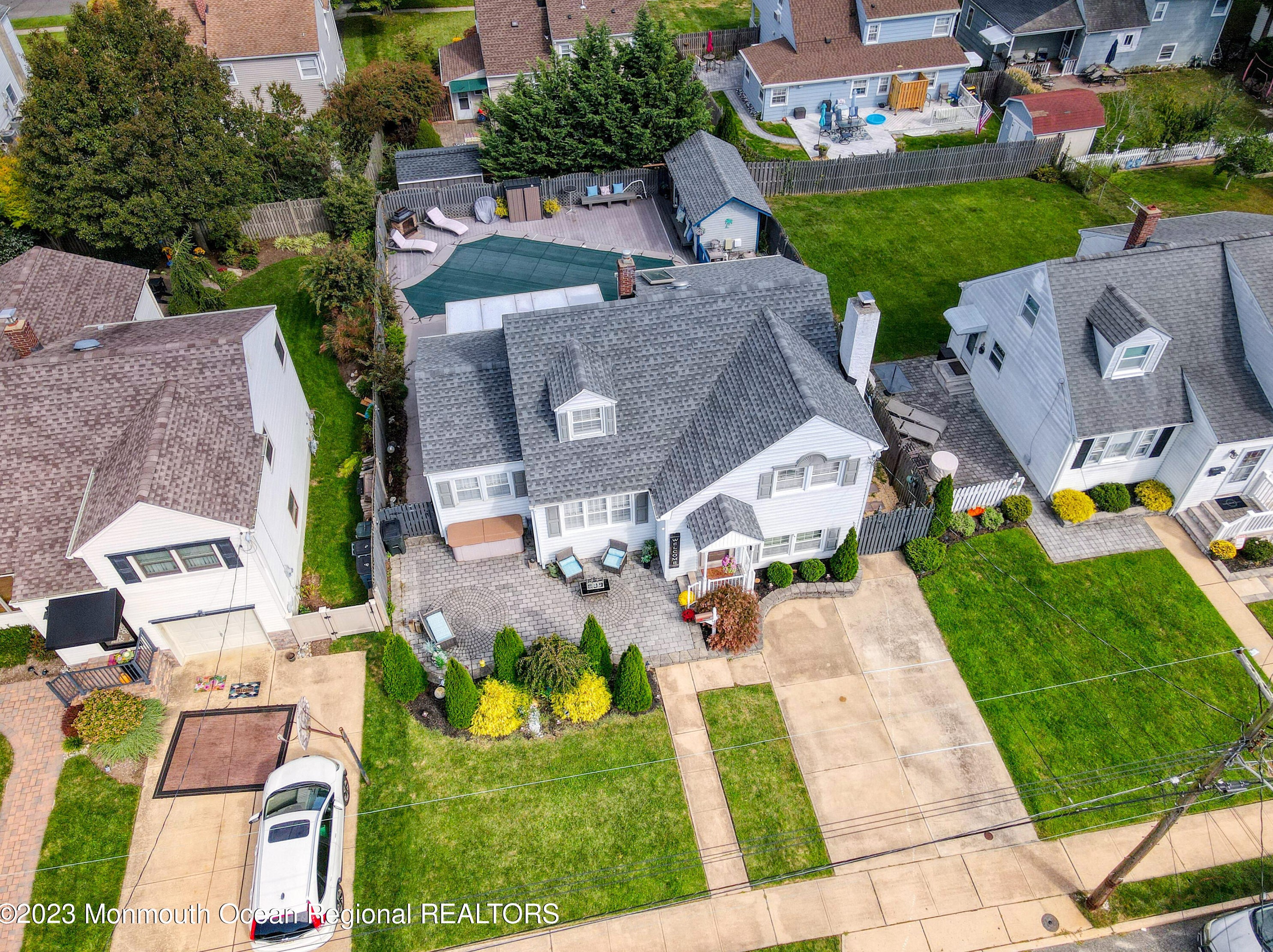 42 Ridge Pl, Wall Township NJ  07753-6612 exterior