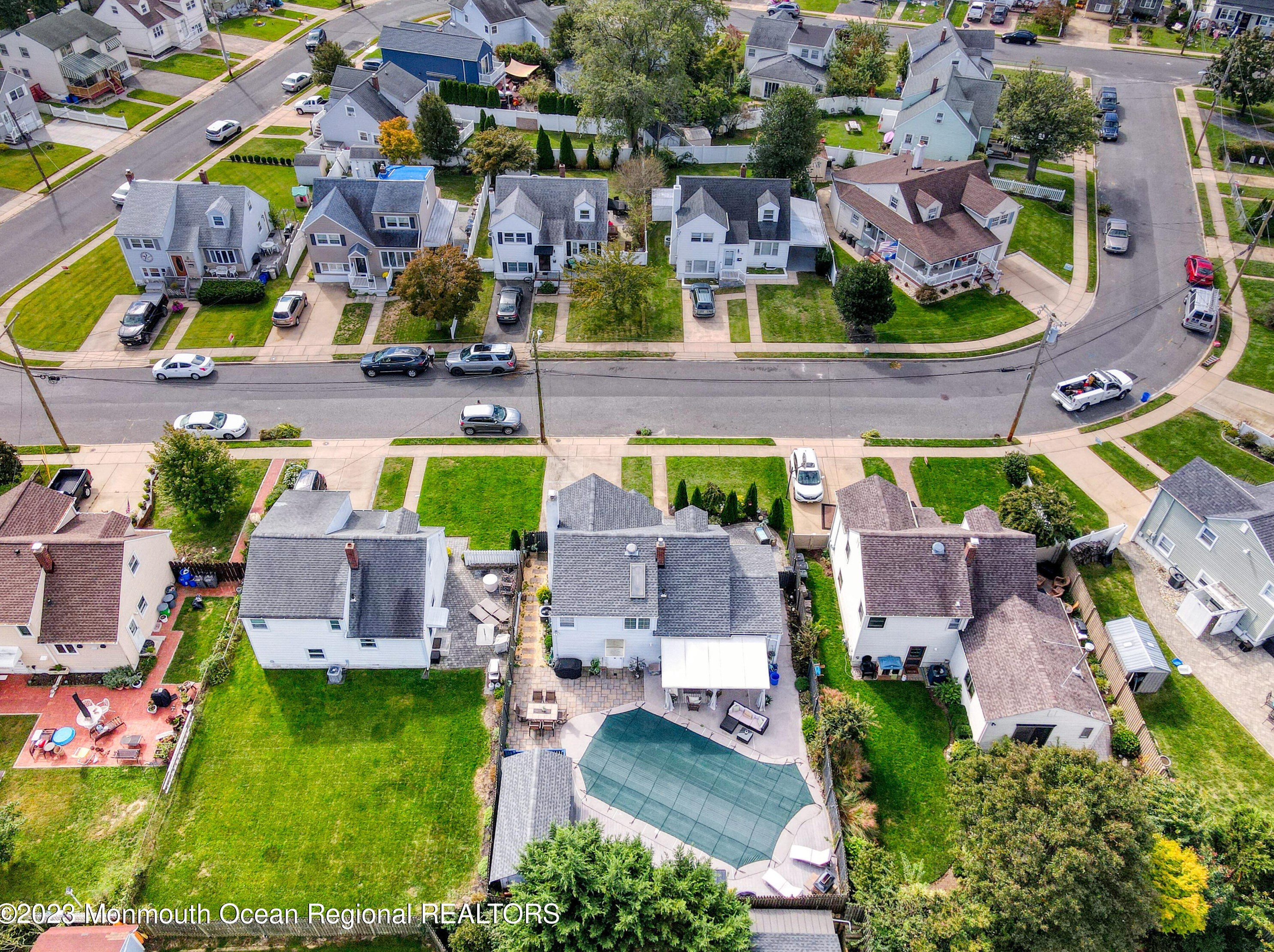 42 Ridge Pl, Wall Township NJ  07753-6612 exterior