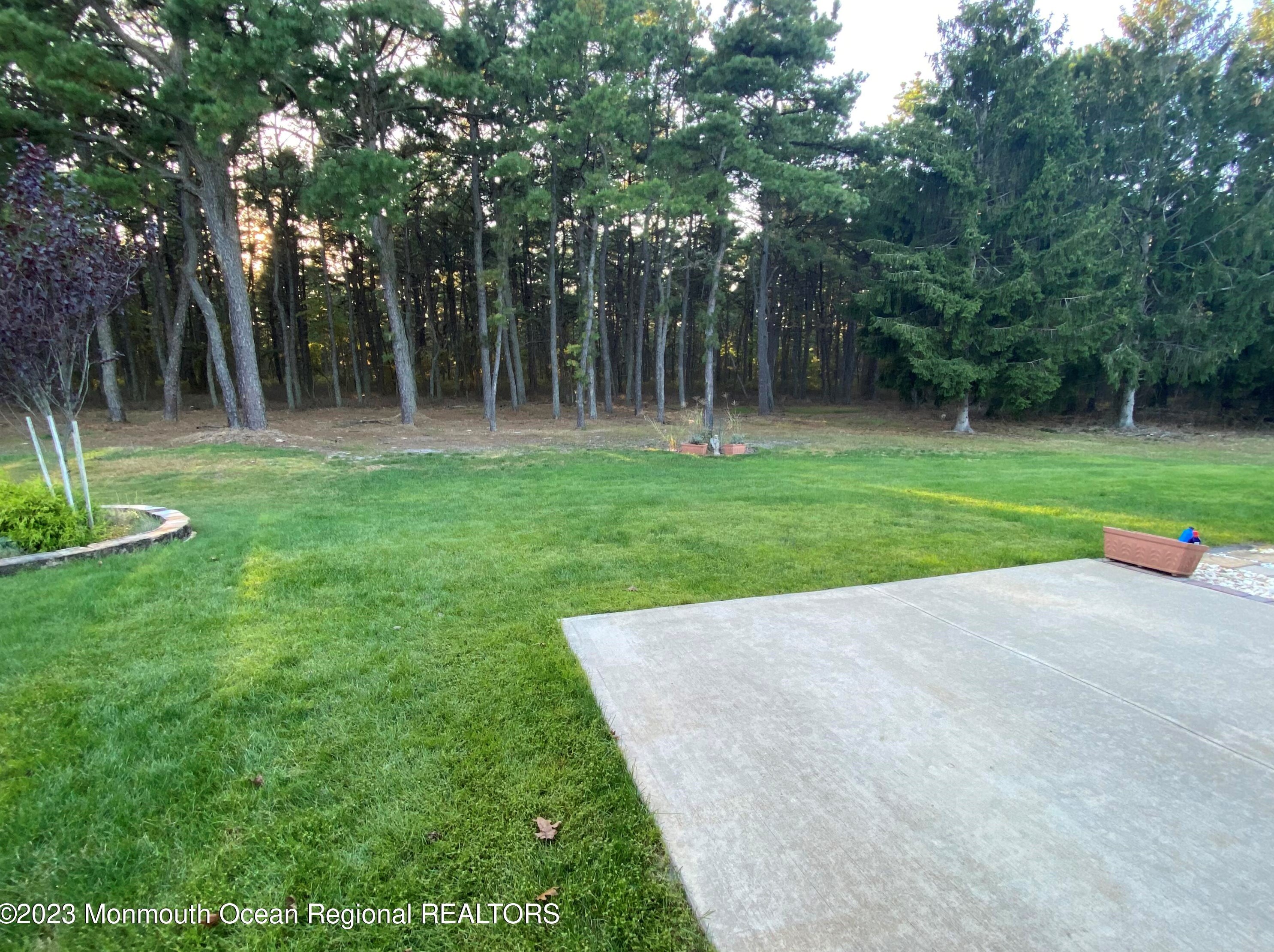 79 Sheepshead Dr, Toms River NJ  08757-5821 exterior