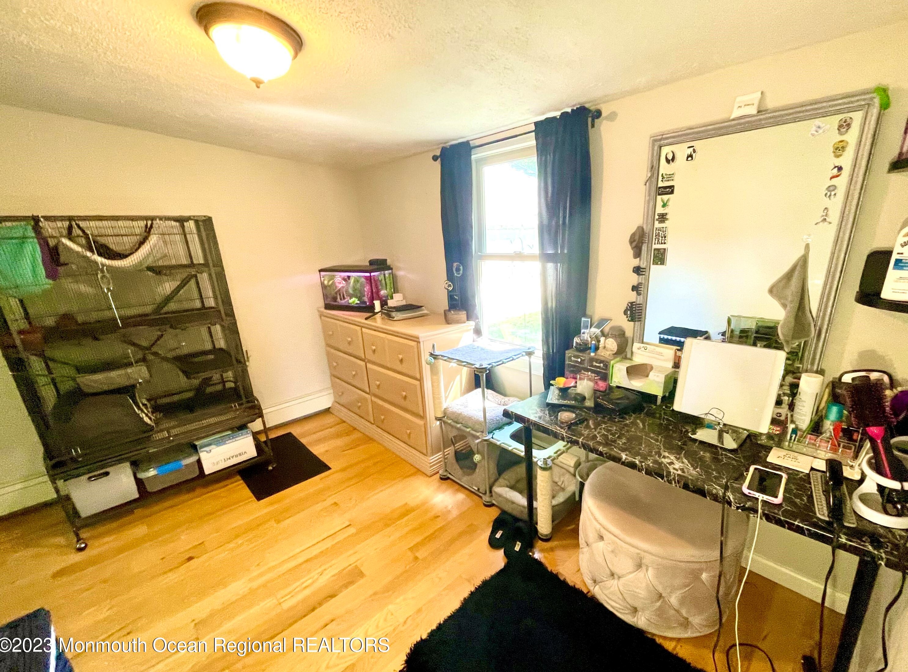 117 Neptune Ave, Beachwood NJ  08722-4019 exterior