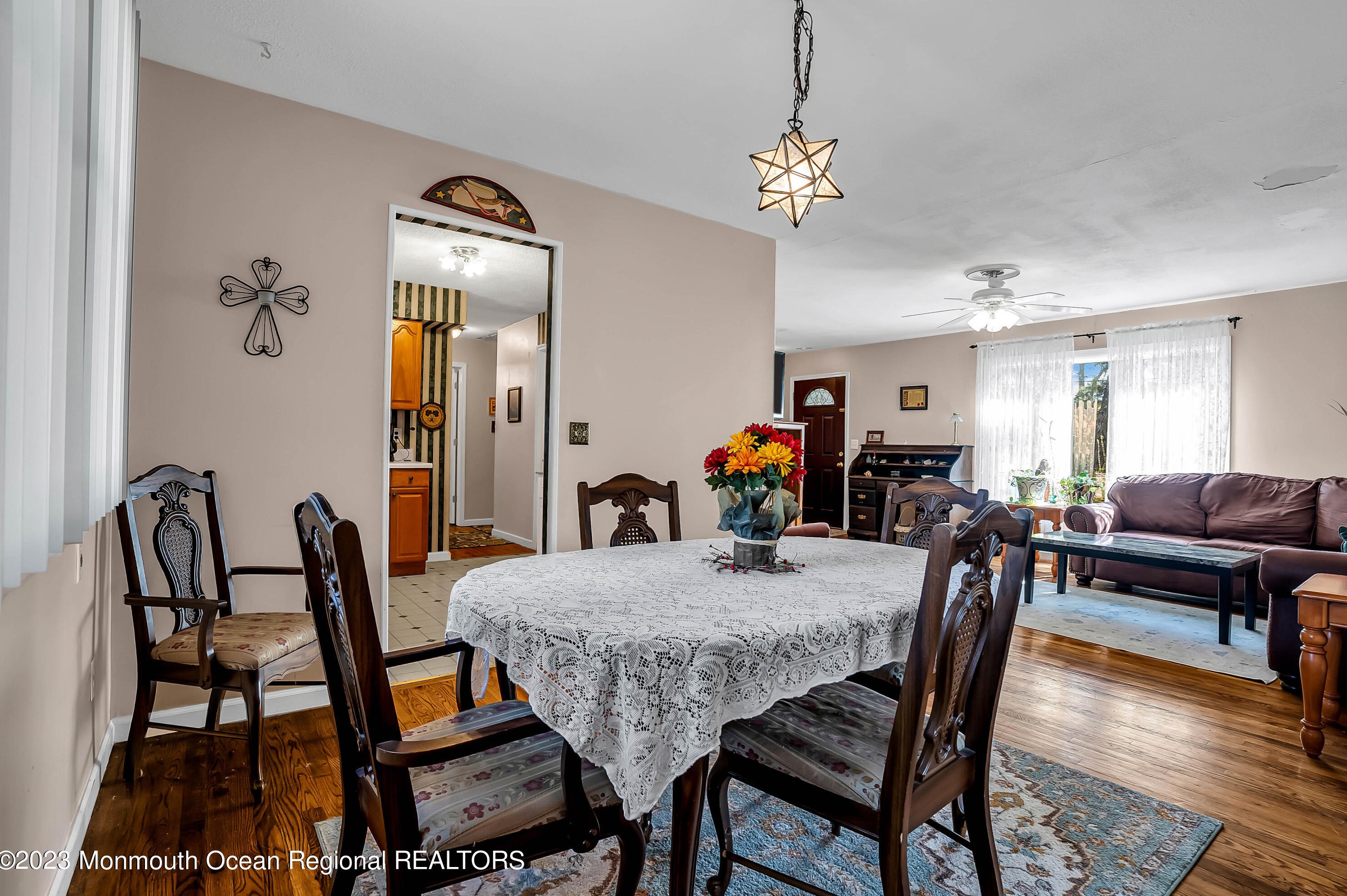 1141 6th Ave, Toms River NJ  08757-2612 exterior