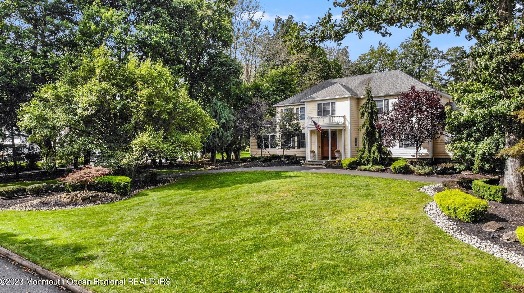 10 Beaver Dam Rd, Vanderburg NJ  07722-1302 exterior