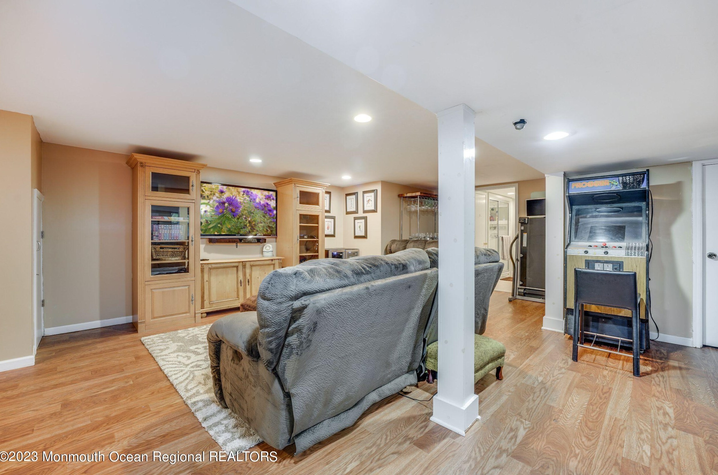 10 Beaver Dam Rd, Vanderburg NJ  07722-1302 exterior