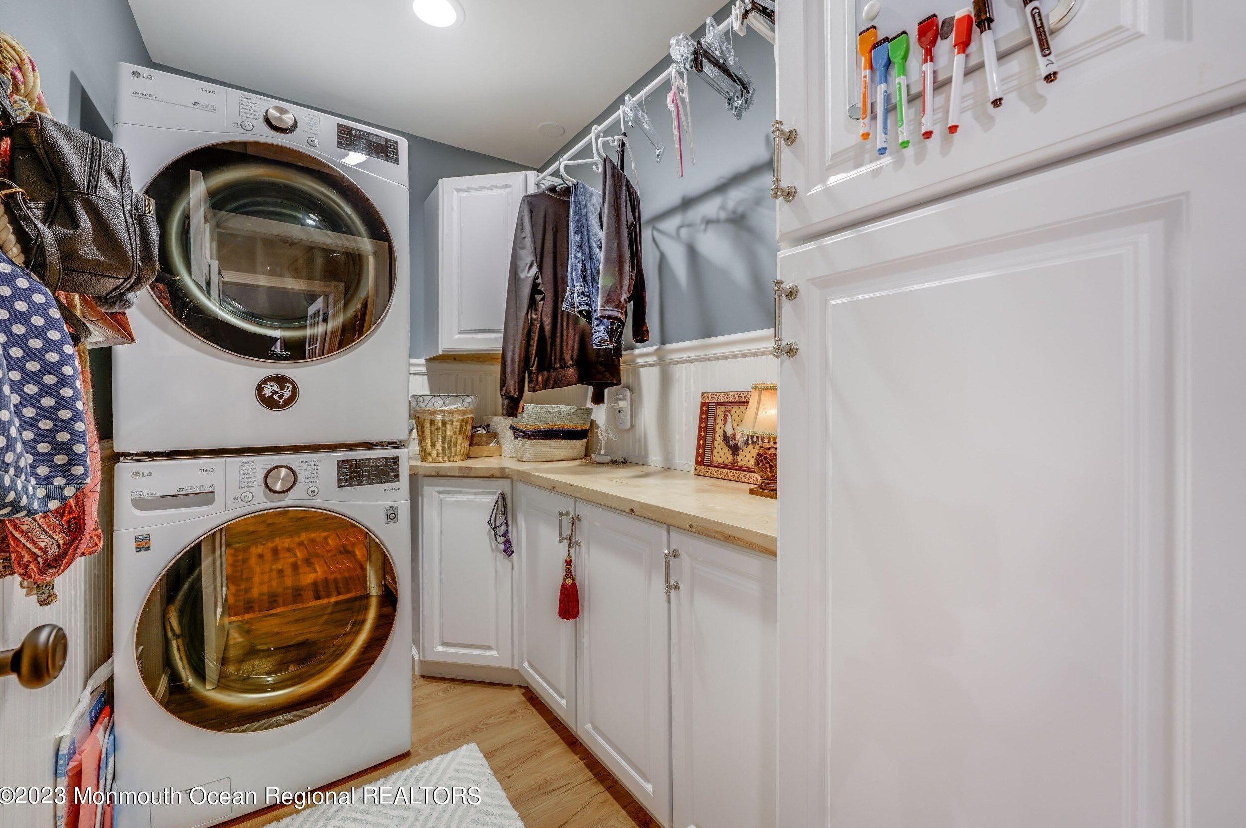 10 Beaver Dam Rd, Vanderburg NJ  07722-1302 exterior