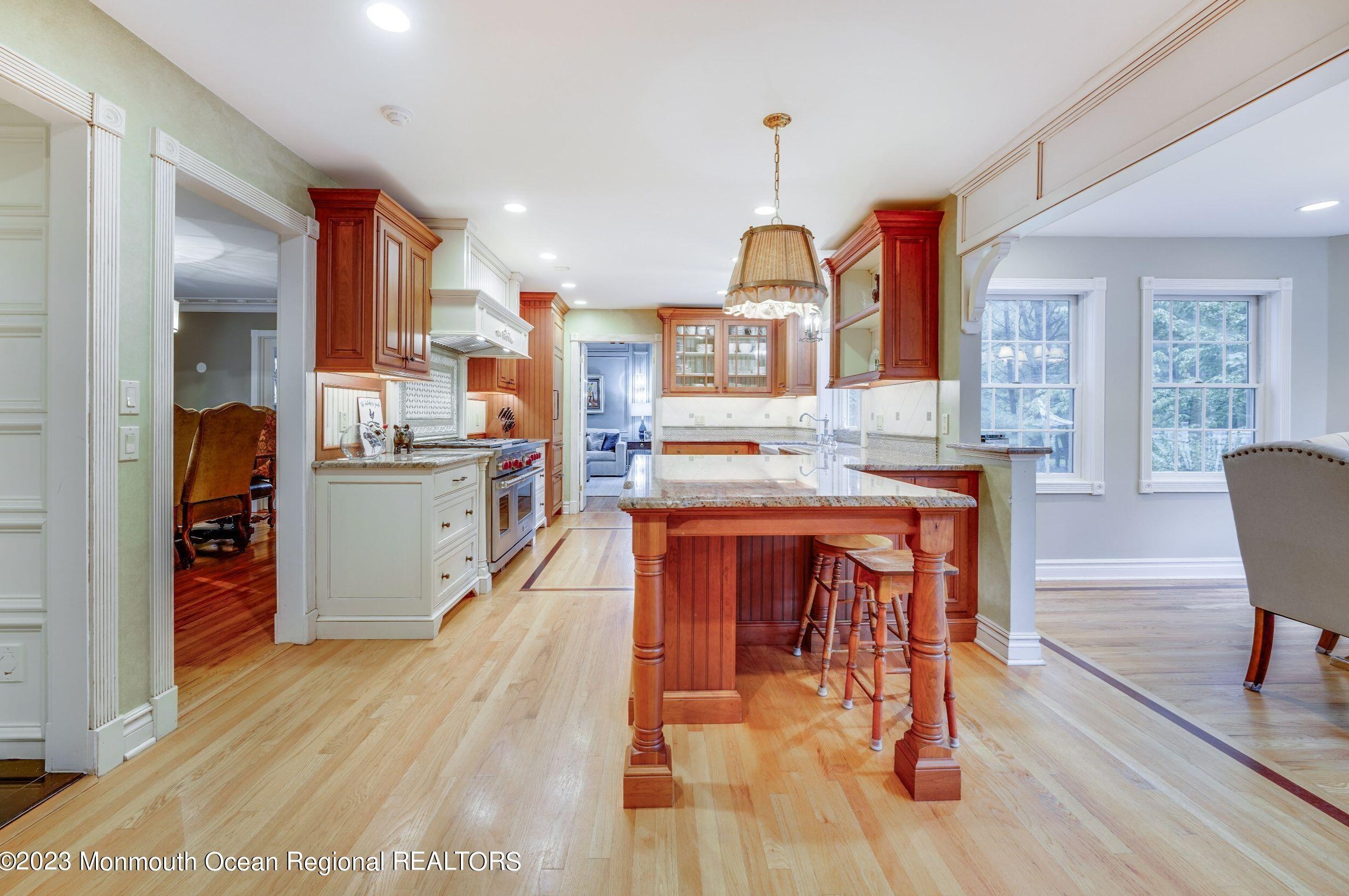 10 Beaver Dam Rd, Vanderburg NJ  07722-1302 exterior