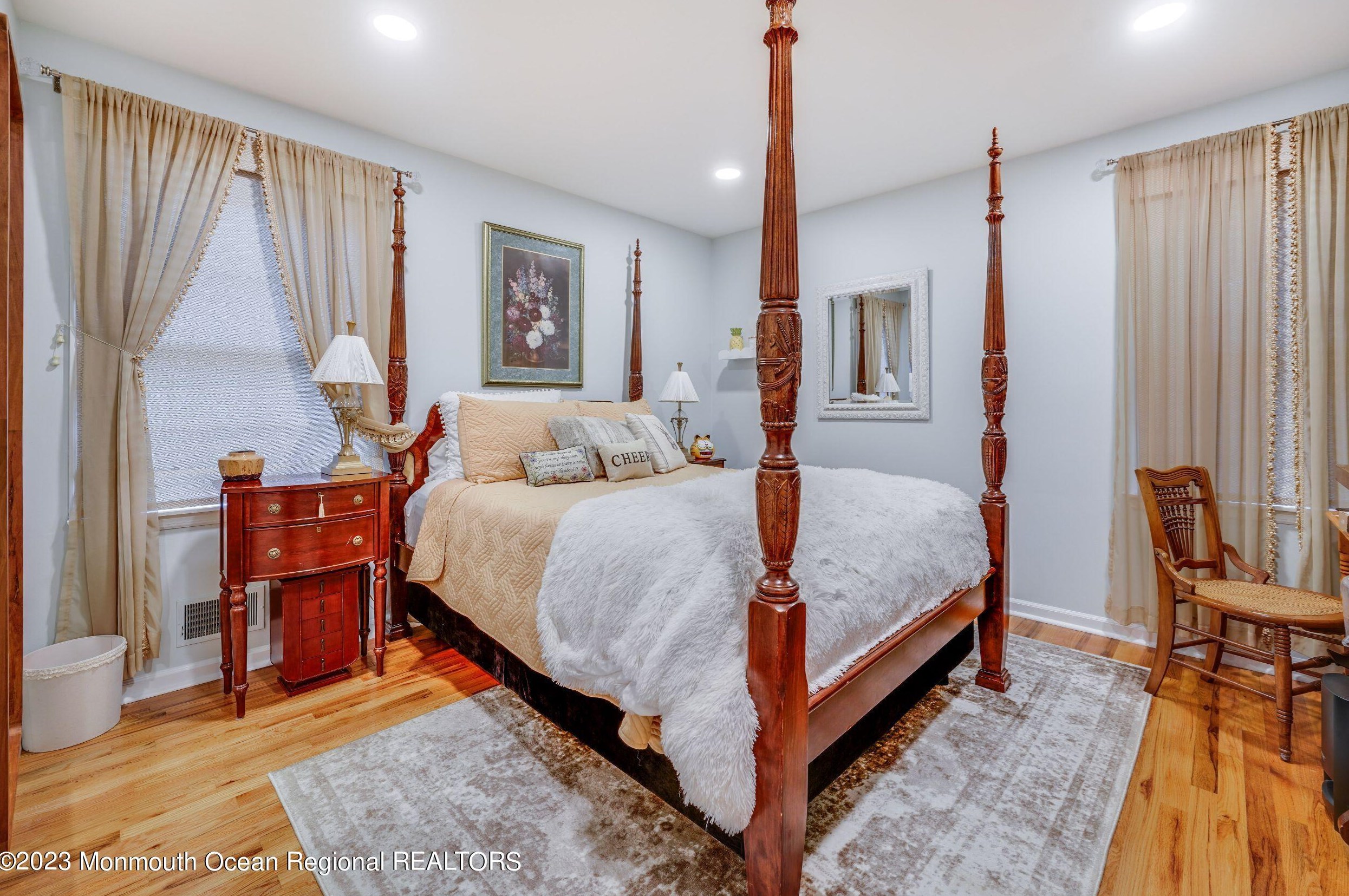 10 Beaver Dam Rd, Vanderburg NJ  07722-1302 exterior