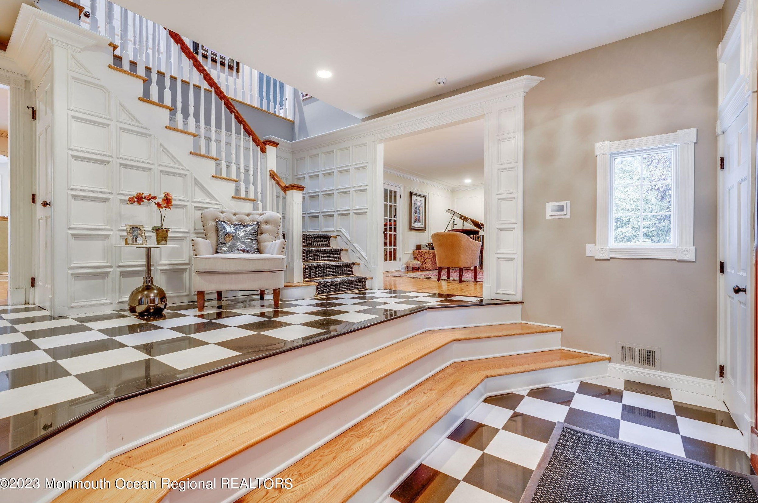 10 Beaver Dam Rd, Vanderburg NJ  07722-1302 exterior